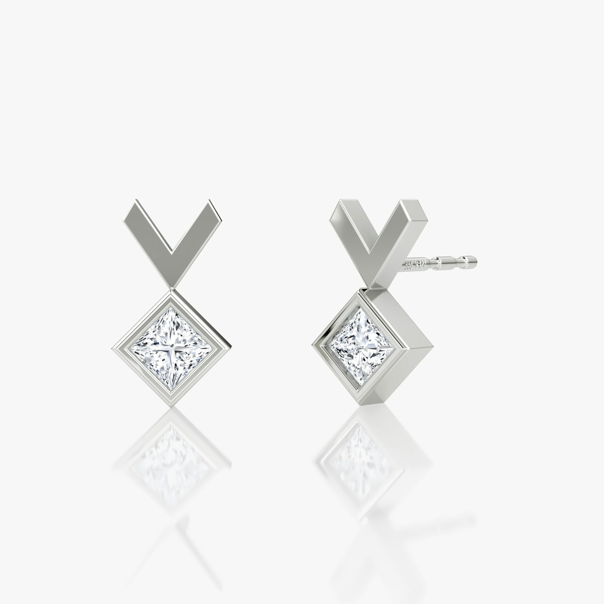 Arrow Stud | Princess | 14k | White Gold | caratWeight: 0.15ct