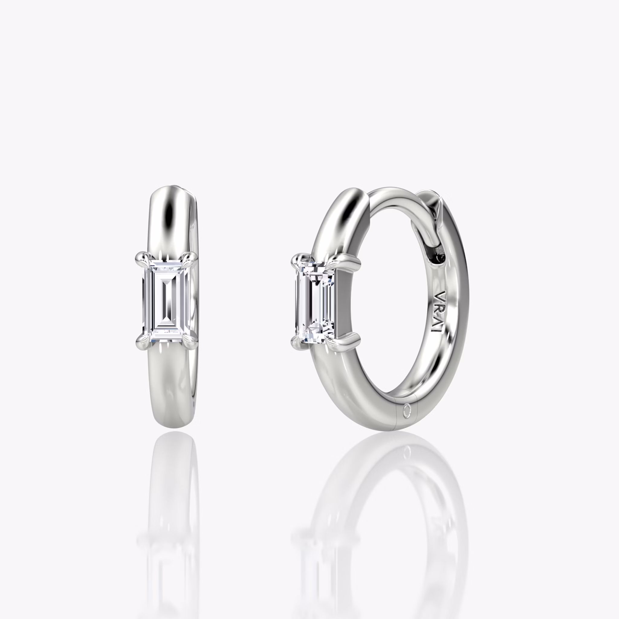 Solitaire Huggie Hoop | Baguette | 14k | White Gold