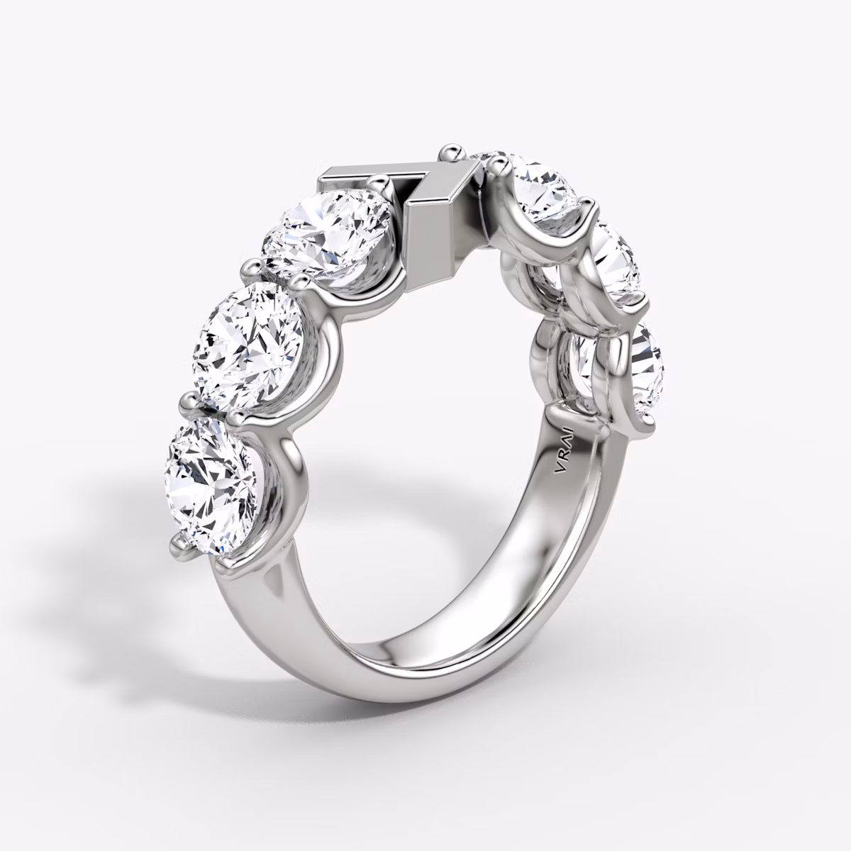Alianza V Eternity | Brillante | Platino | bandStyle: half | caratWeight: 3.0ct