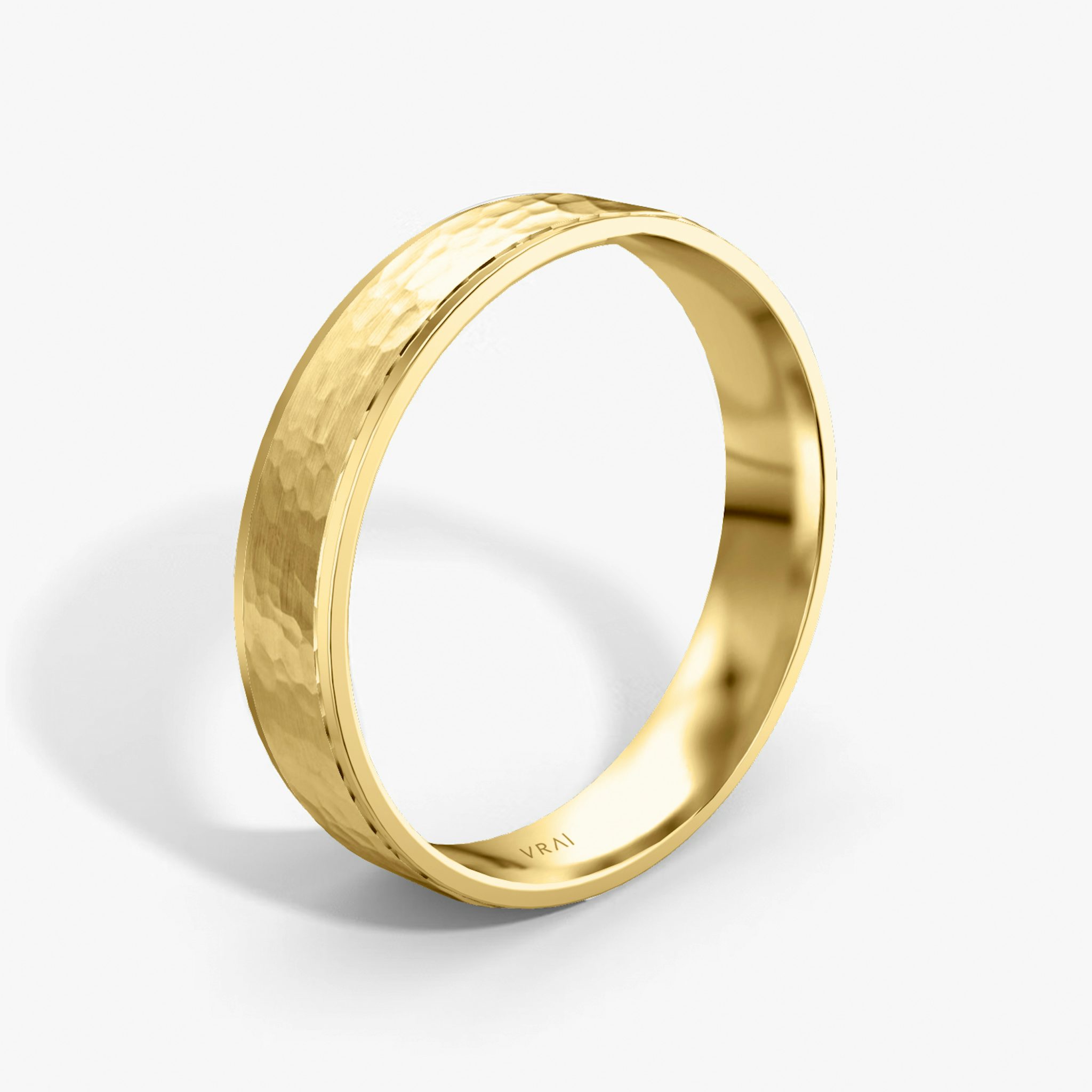 The Hammered Band | 18k | Yellow Gold | bandAccent: Plain | bandWidth: 4.5mm