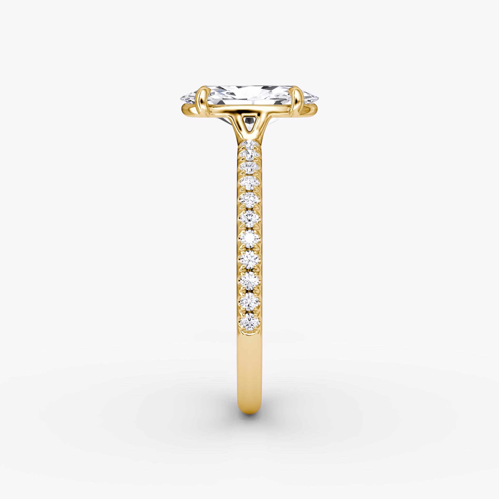 The Signature | Moval | 18k | Yellow Gold | bandAccent: Pavé | bandWidth: standard | excludeFromFeed: null | hiddenHalo: no | diamondOrientation: vertical | caratWeight: other