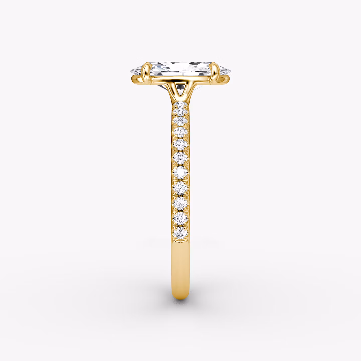 The Signature | Moval | 18k | Yellow Gold | bandAccent: Pavé | bandWidth: standard | excludeFromFeed: null | hiddenHalo: no | diamondOrientation: vertical | caratWeight: other