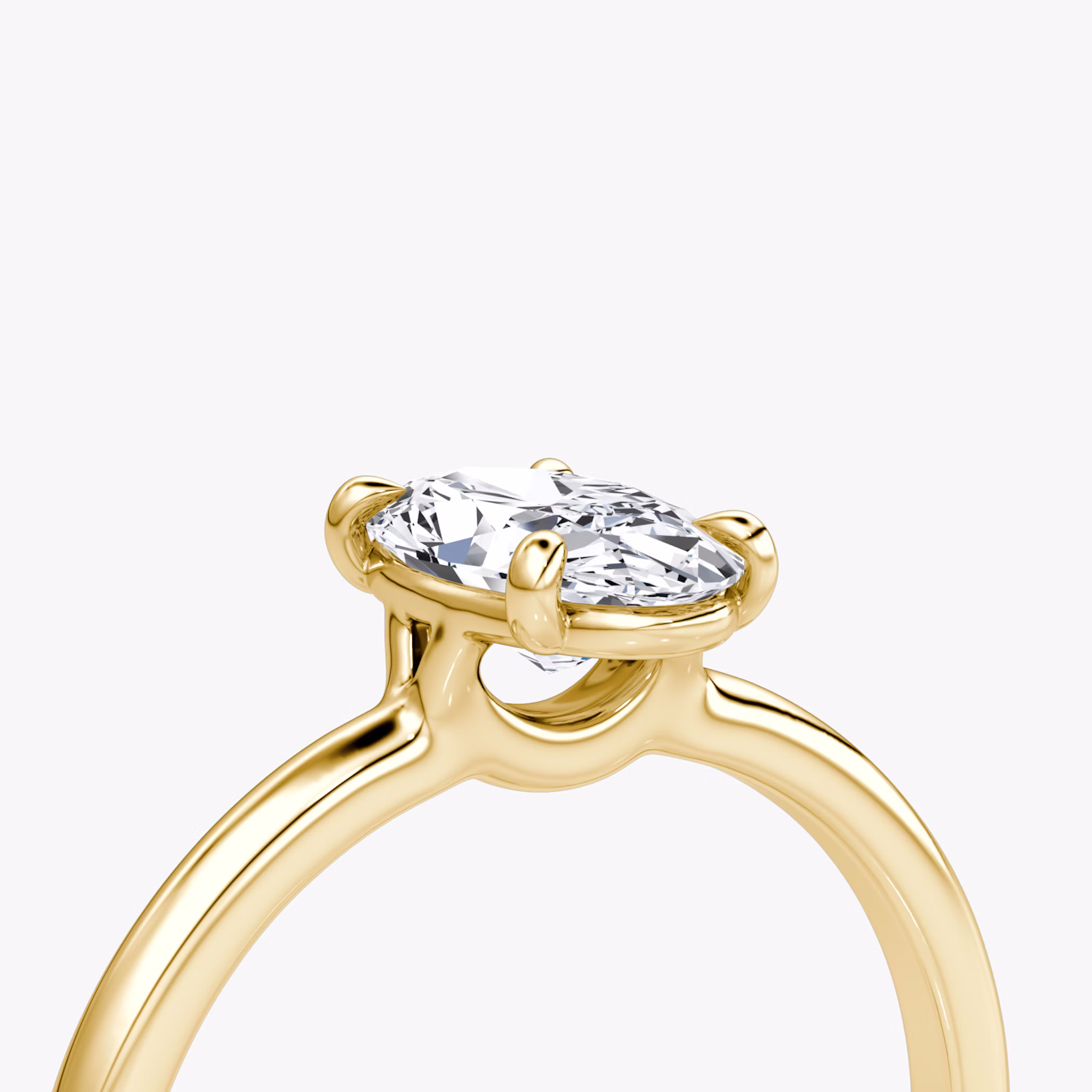 The Signature | Moval | 18k | Yellow Gold | bandAccent: Plain | bandWidth: standard | excludeFromFeed: null | hiddenHalo: no | diamondOrientation: vertical | caratWeight: other