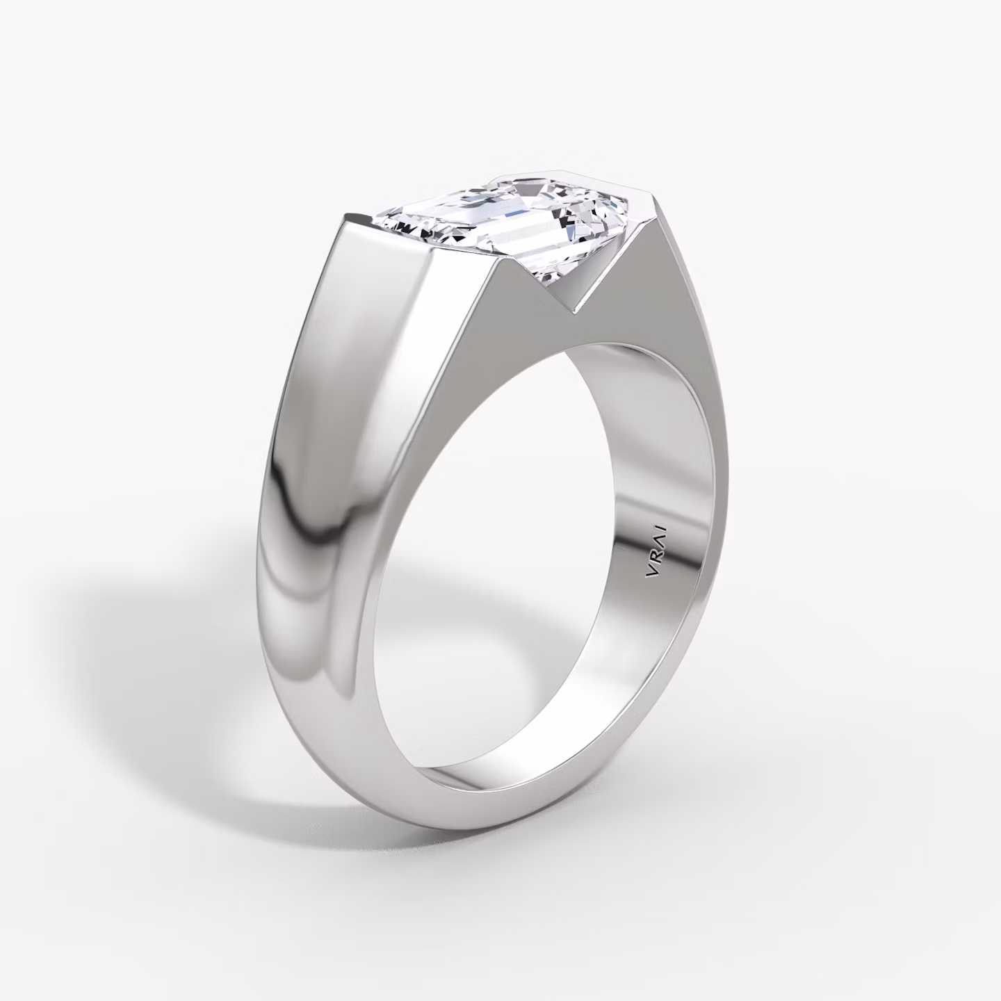 The Statement Signet | Emerald | 18k | White Gold | bandAccent: Plain | diamondOrientation: vertical | caratWeight: other