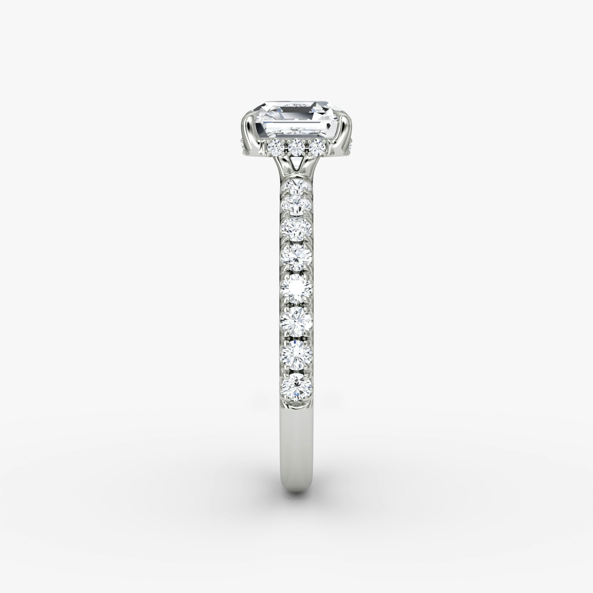 The Signature | Asscher | 18k | White Gold | bandAccent: Pavé | bandWidth: large | hiddenHalo: yes | diamondOrientation: vertical | caratWeight: other