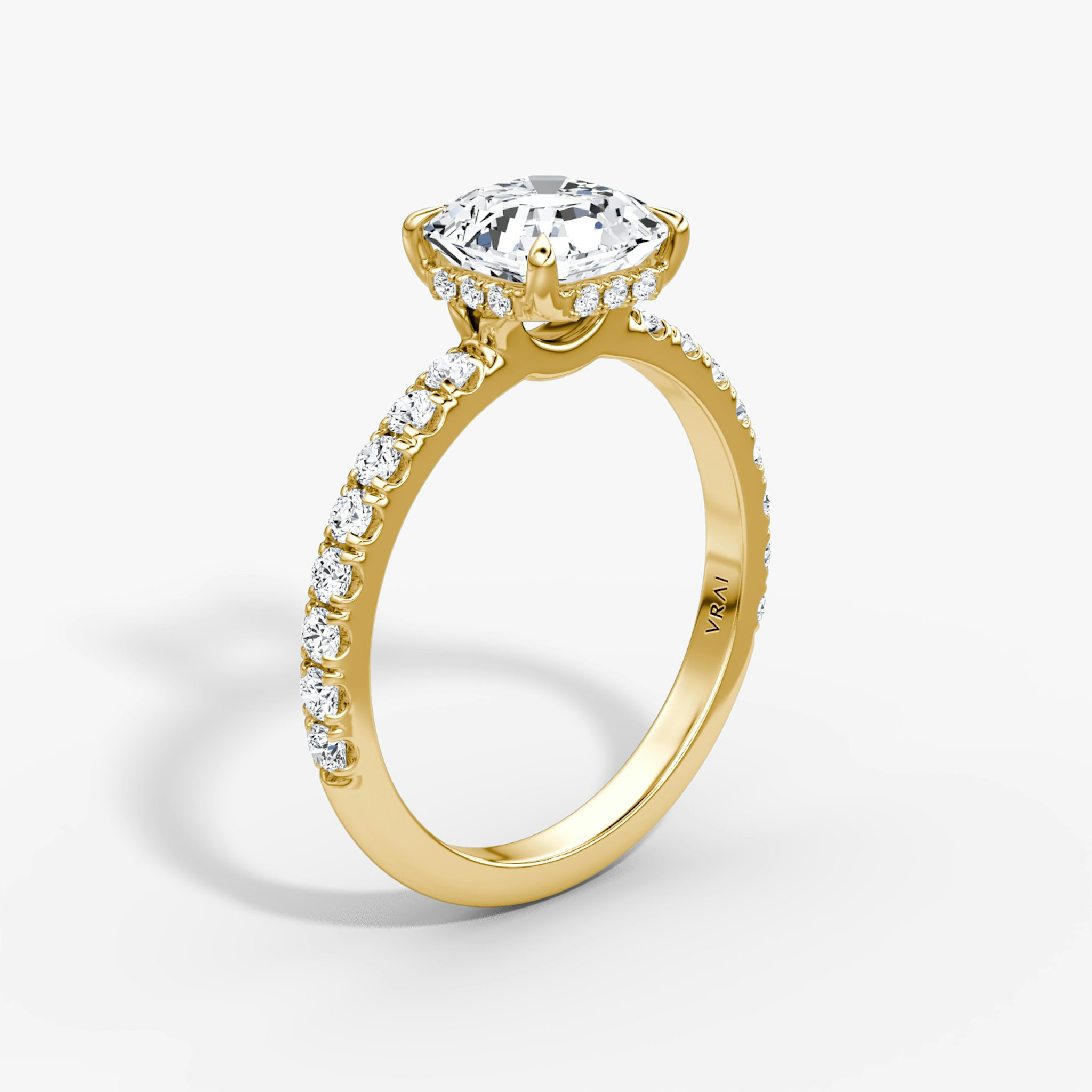 The Signature | Asscher | 18k | Yellow Gold | bandAccent: Pavé | bandWidth: large | hiddenHalo: yes | diamondOrientation: vertical | caratWeight: other