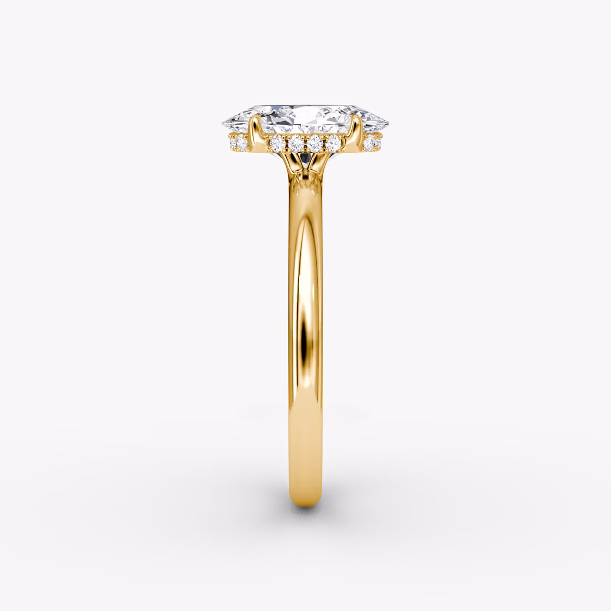 The Signature | Oval | 18k | Yellow Gold | bandAccent: Plain | bandWidth: large | hiddenHalo: yes | diamondOrientation: vertical | caratWeight: other