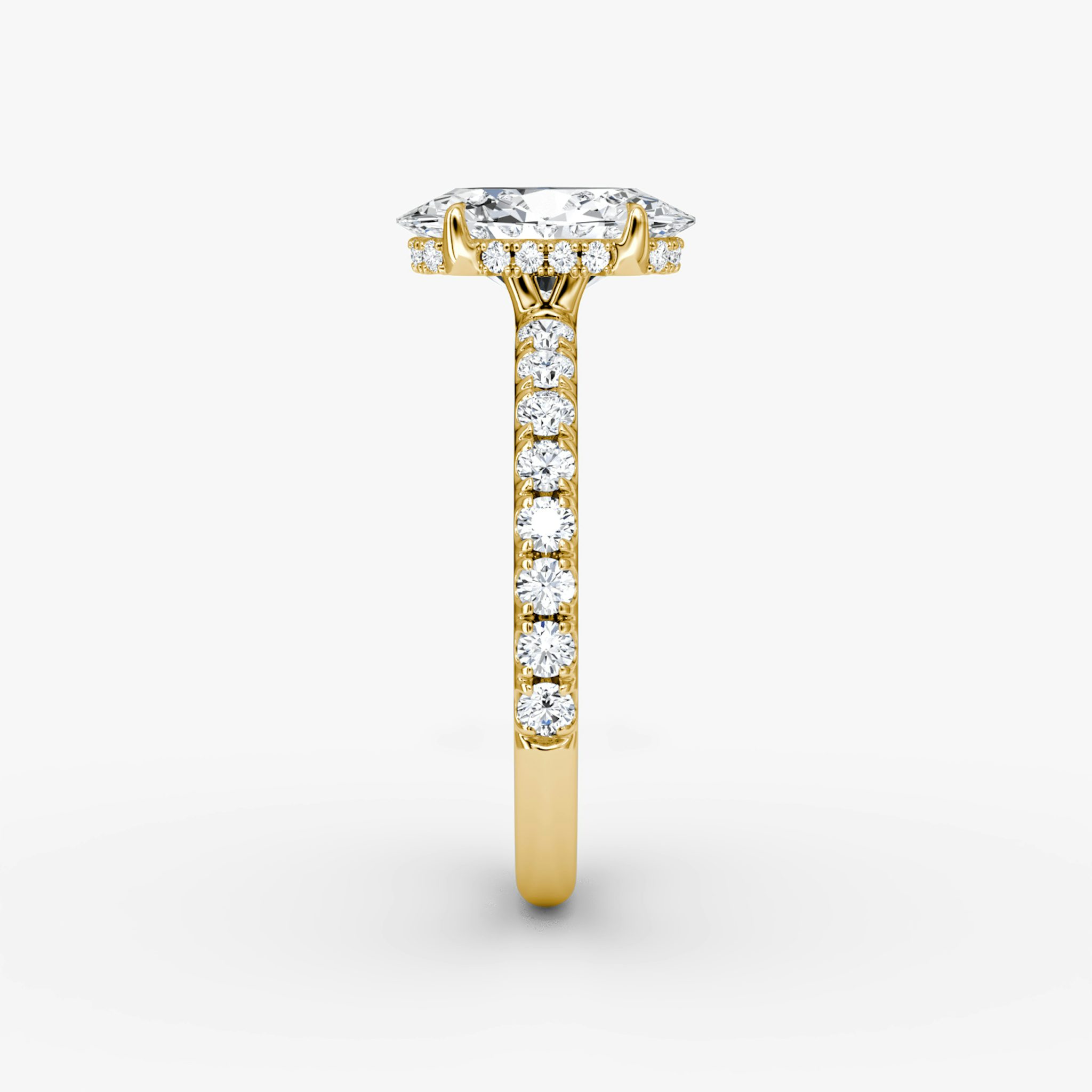 The Signature | Oval | 18k | Yellow Gold | bandAccent: Pavé | bandWidth: large | hiddenHalo: yes | diamondOrientation: vertical | caratWeight: other
