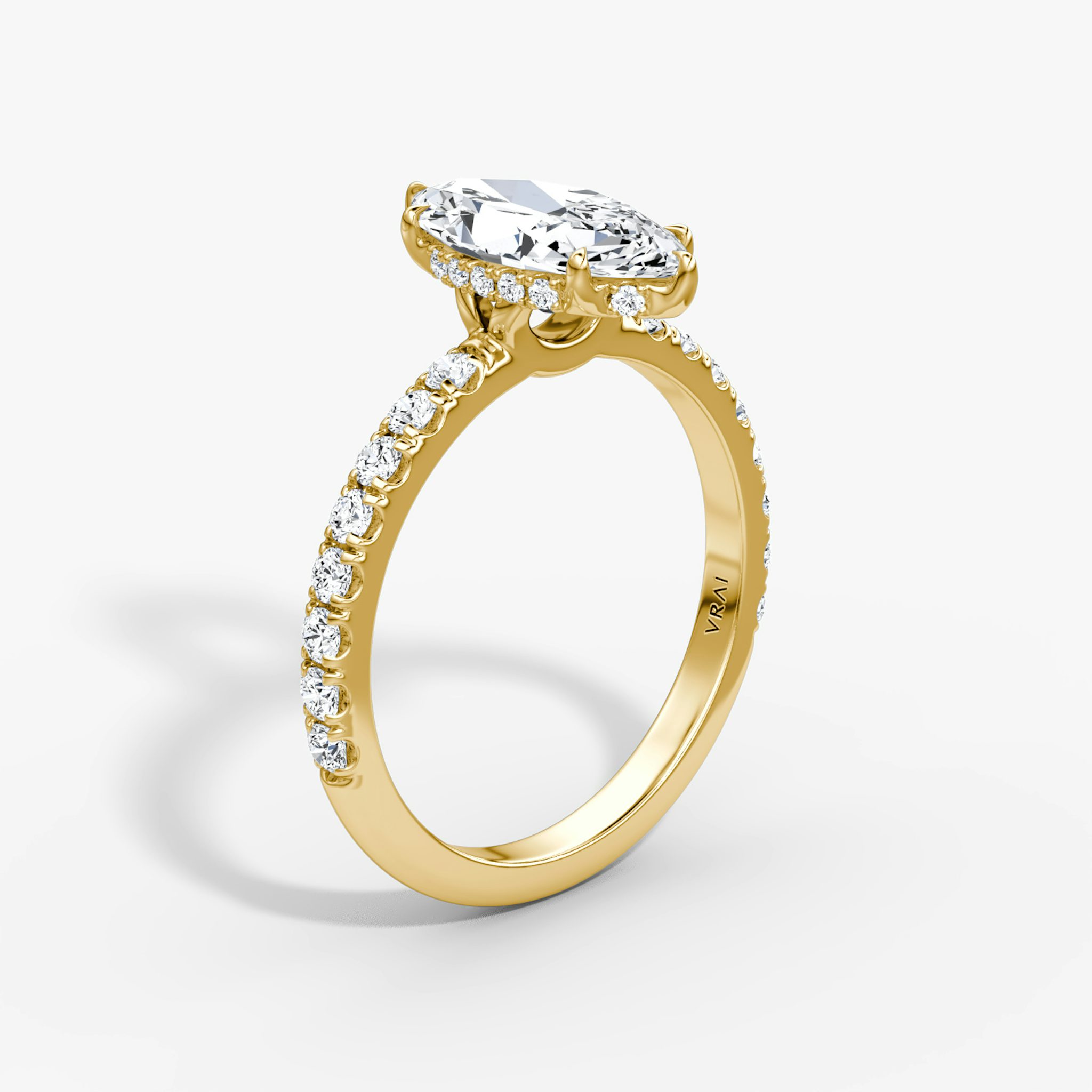 The Signature | Marquise | 18k | Yellow Gold | bandAccent: Pavé | bandWidth: large | hiddenHalo: yes | diamondOrientation: vertical | caratWeight: other