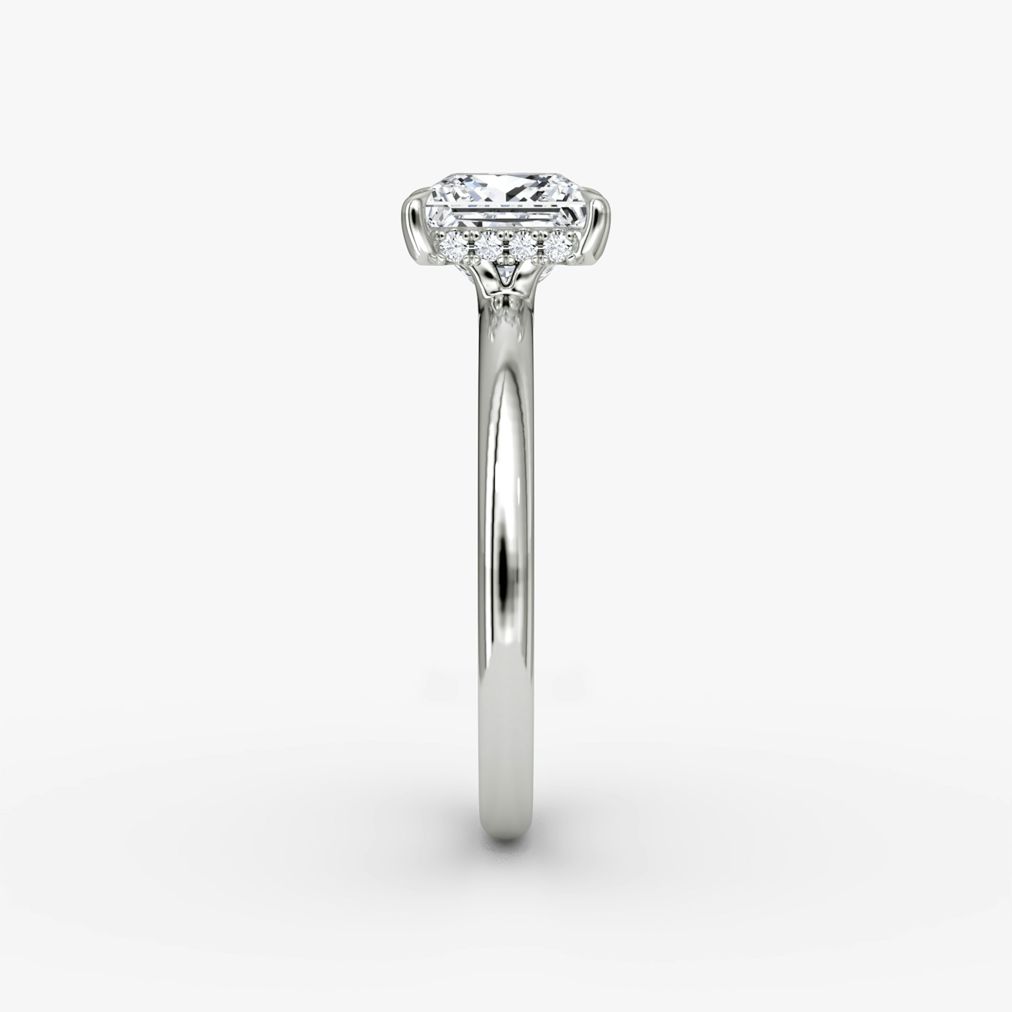 The Signature | Princess | 18k | White Gold | bandAccent: Plain | bandWidth: large | hiddenHalo: yes | diamondOrientation: vertical | caratWeight: other