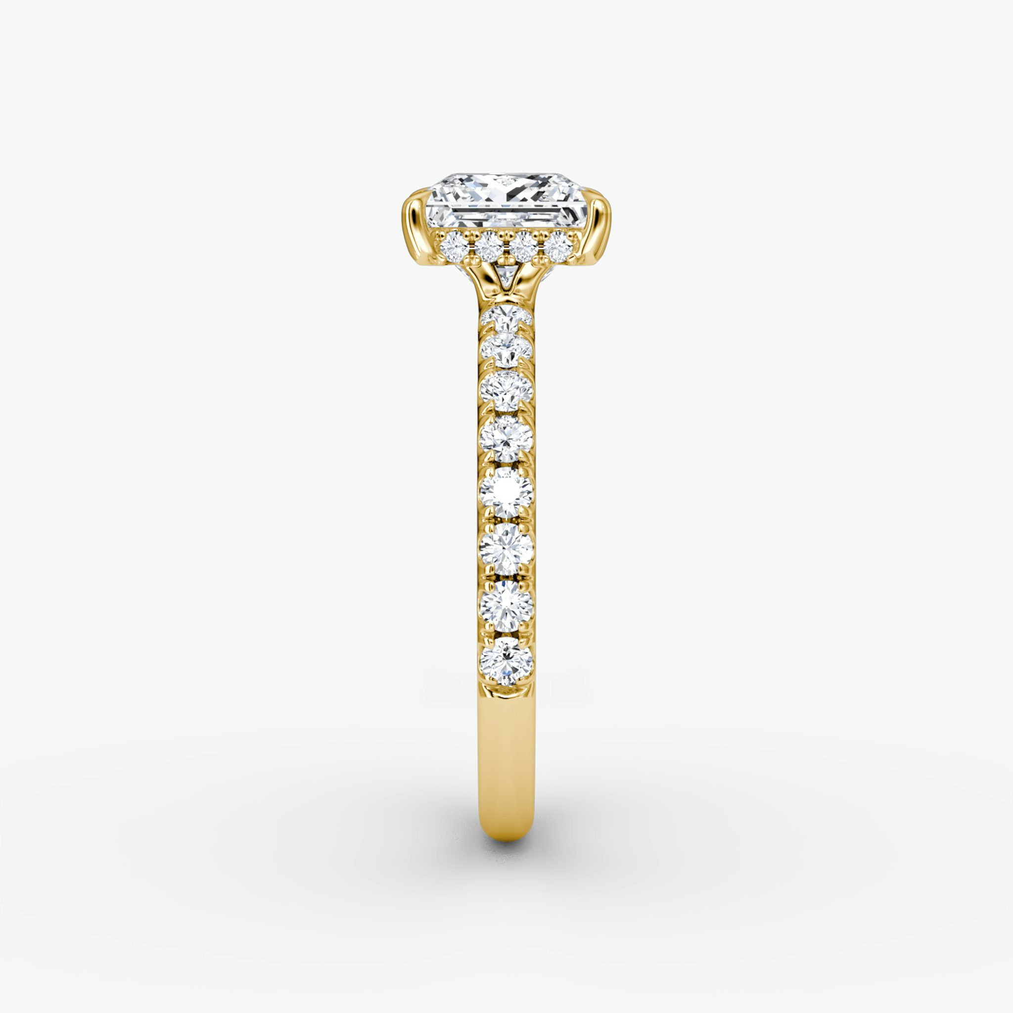 The Signature | Princess | 18k | Yellow Gold | bandAccent: Pavé | bandWidth: large | hiddenHalo: yes | diamondOrientation: vertical | caratWeight: other
