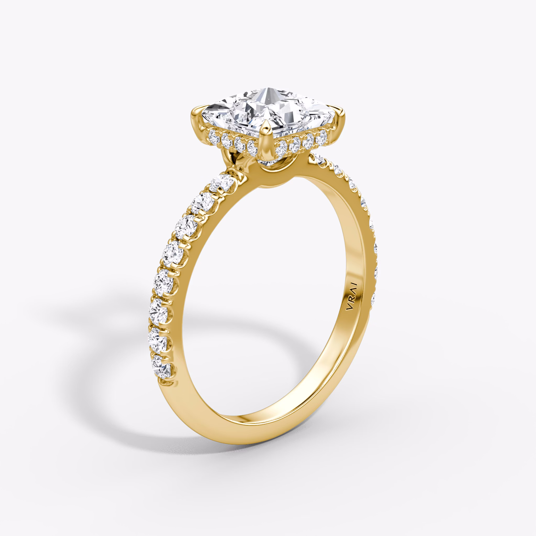 The Signature | Princess | 18k | Yellow Gold | bandAccent: Pavé | bandWidth: large | hiddenHalo: yes | diamondOrientation: vertical | caratWeight: other