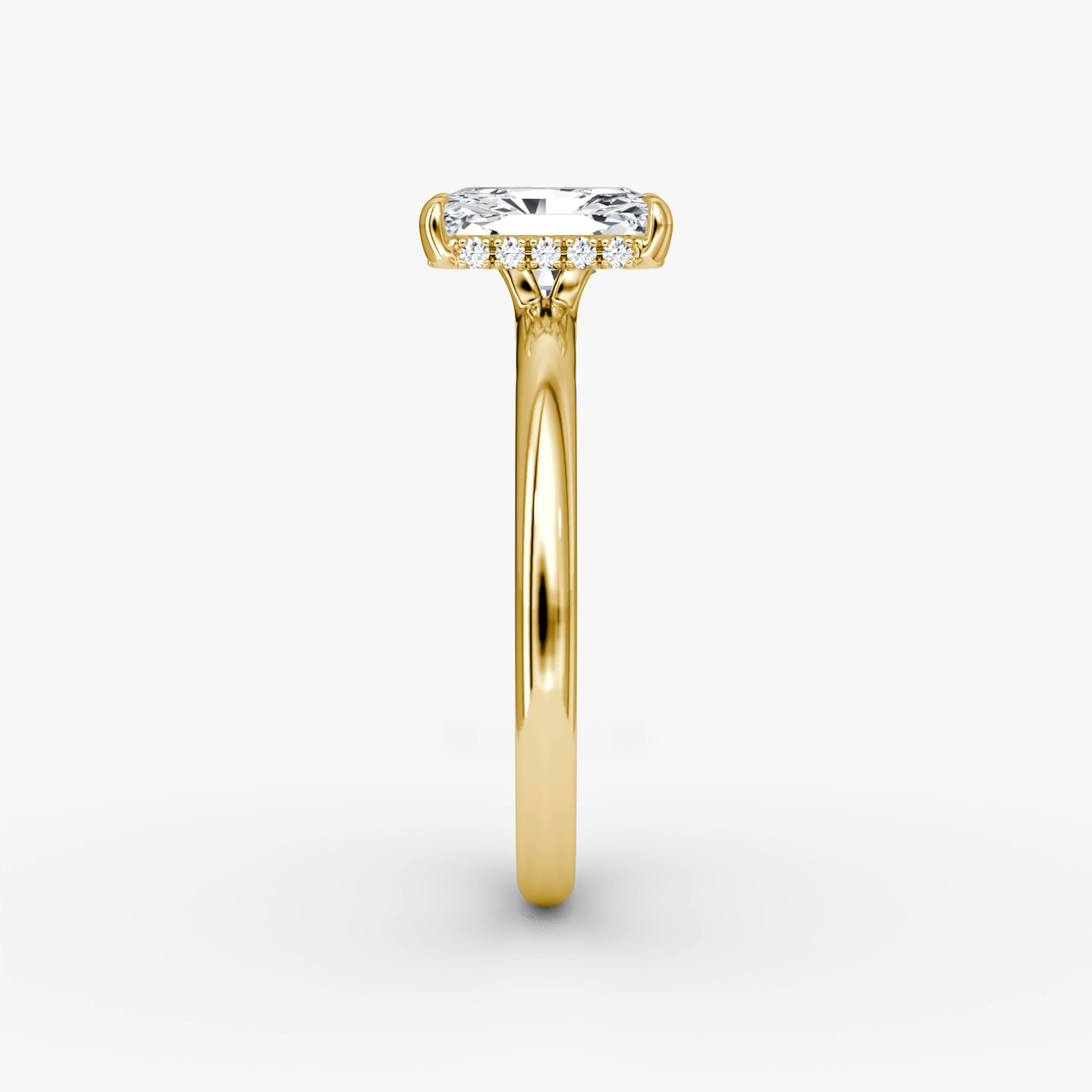 The Signature | Radiant | 18k | Yellow Gold | bandAccent: Plain | bandWidth: large | hiddenHalo: yes | diamondOrientation: vertical | caratWeight: other