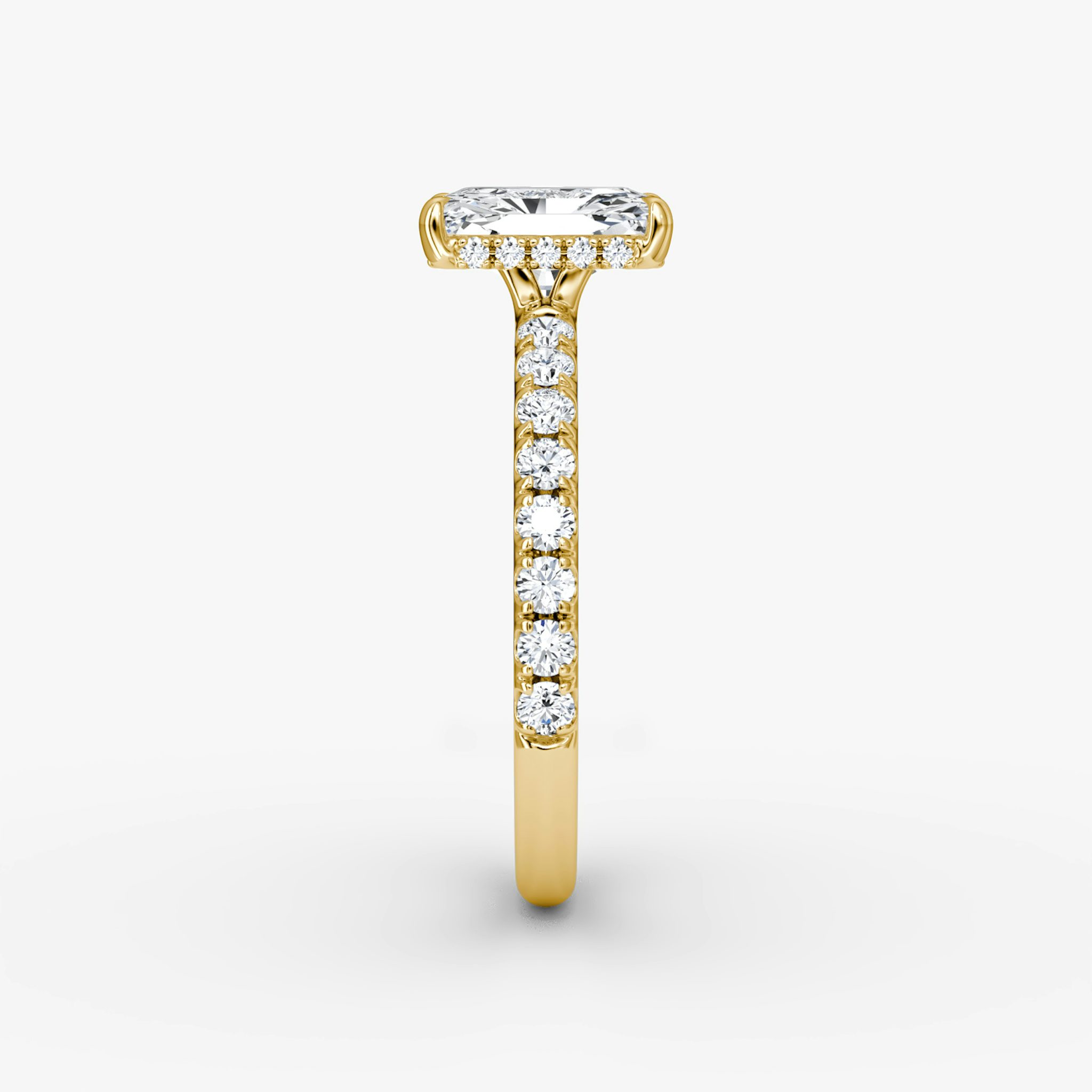 The Signature | Radiant | 18k | Yellow Gold | bandAccent: Pavé | bandWidth: large | hiddenHalo: yes | diamondOrientation: vertical | caratWeight: other