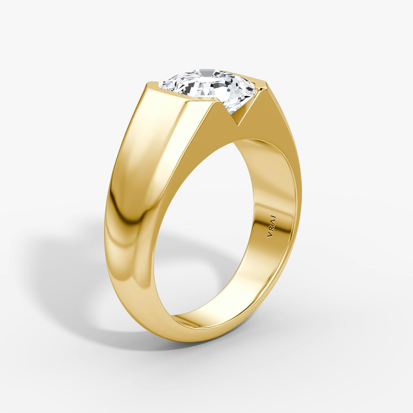 The Statement Signet | Asscher | 18k | Yellow Gold | bandAccent: Plain | diamondOrientation: vertical | caratWeight: other