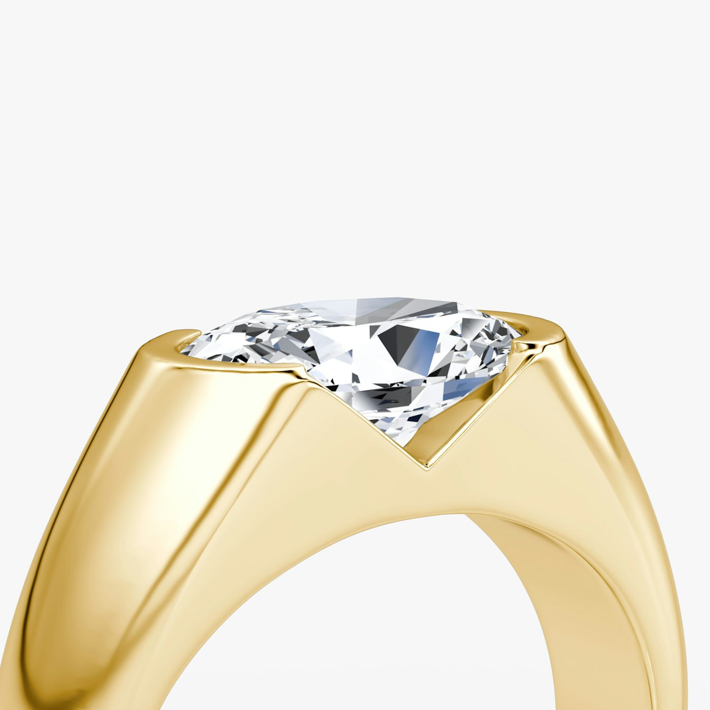 The Statement Signet | Oval | 18k | Yellow Gold | bandAccent: Plain | diamondOrientation: vertical | caratWeight: other