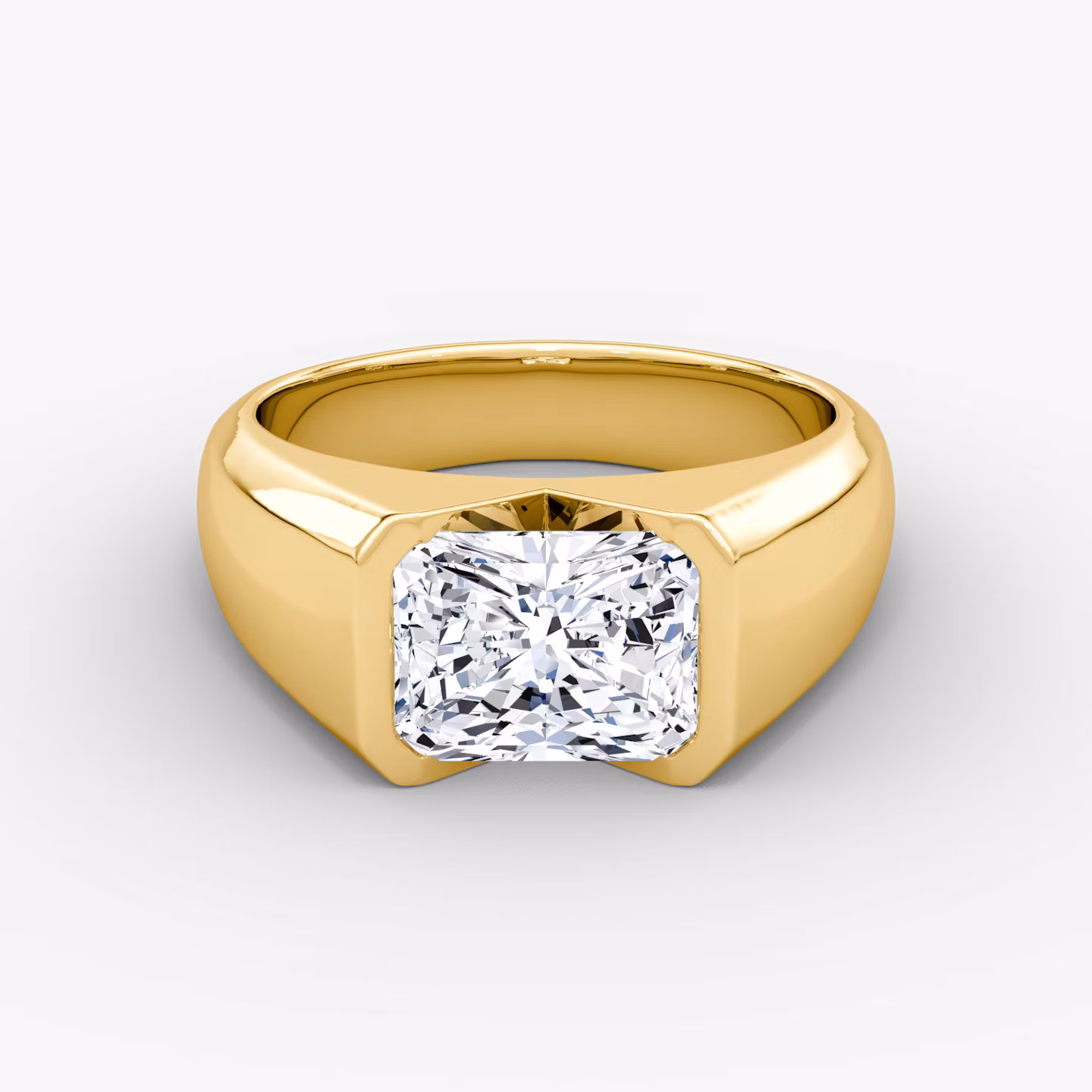 The Statement Signet Radiant | Yellow Gold