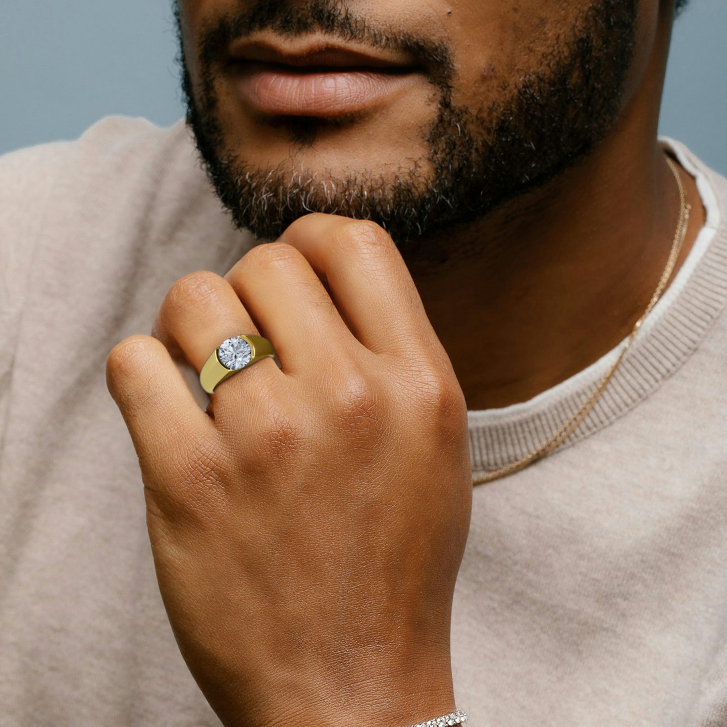 The Statement Signet | Round Brilliant | 18k | Yellow Gold | bandAccent: Plain | caratWeight: 2.0ct | diamondOrientation: vertical