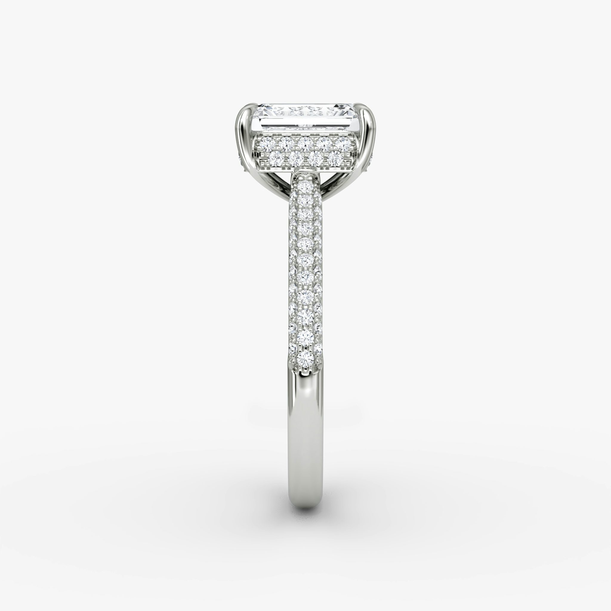 The Regal Pavé Dome | Emerald | 18k | White Gold | bandAccent: Pavé | diamondOrientation: vertical | caratWeight: other