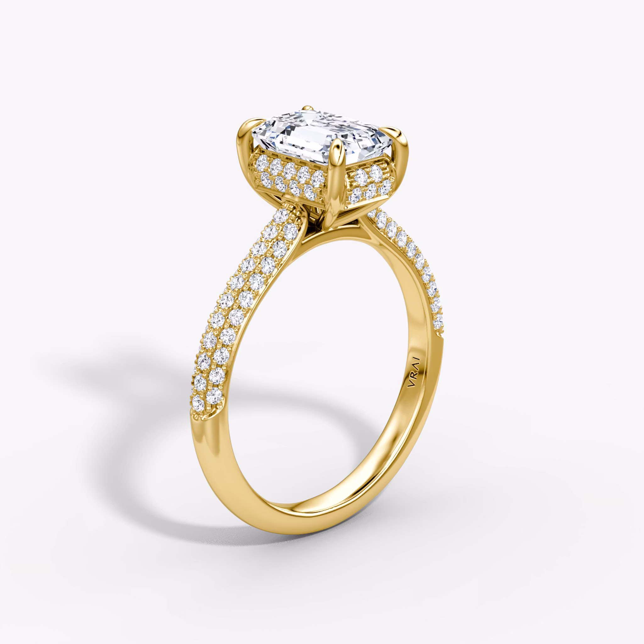 The Regal Pavé Dome Emerald | Yellow Gold