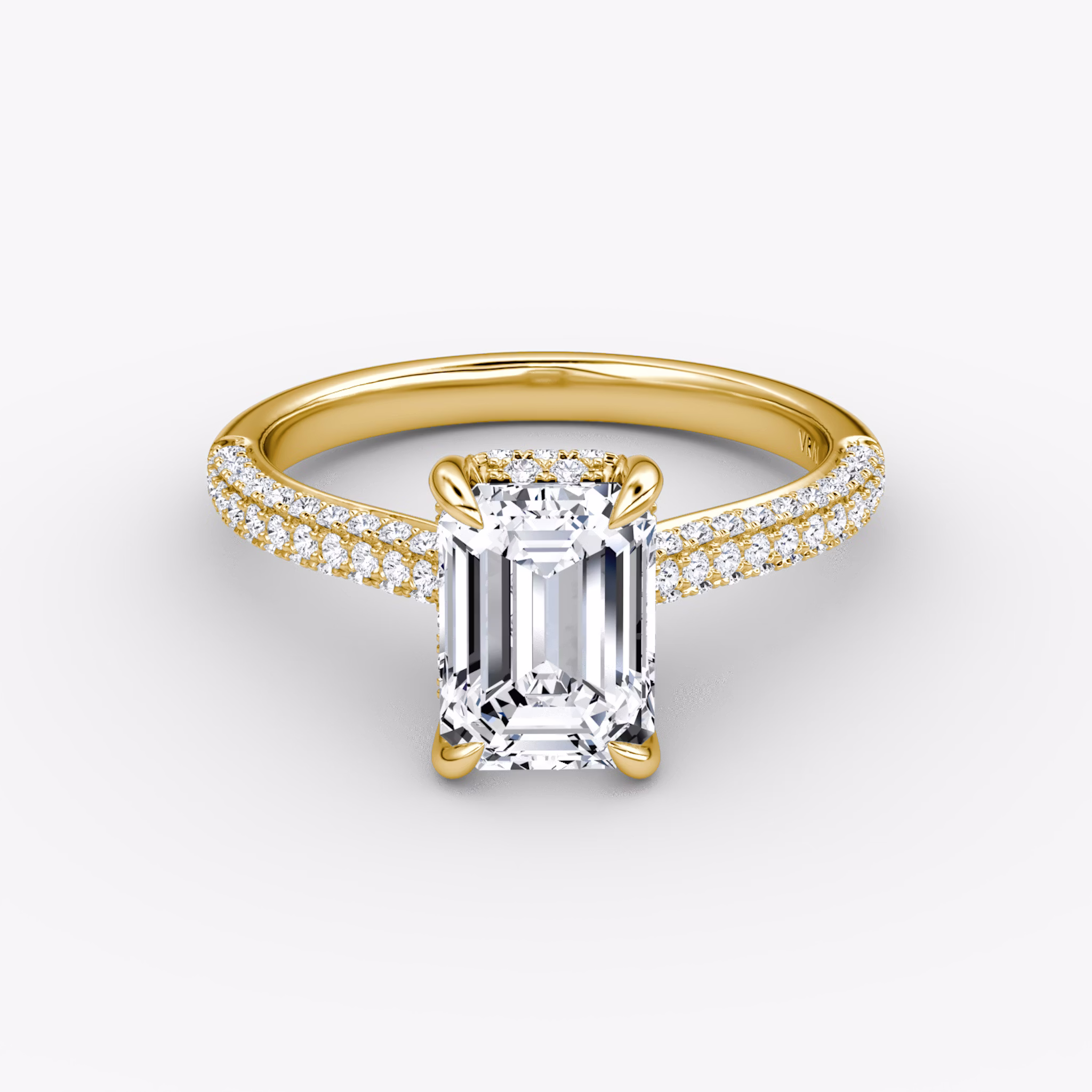 The Regal Pavé Dome | Emerald | 18k | Yellow Gold | bandAccent: Pavé | diamondOrientation: vertical | caratWeight: other
