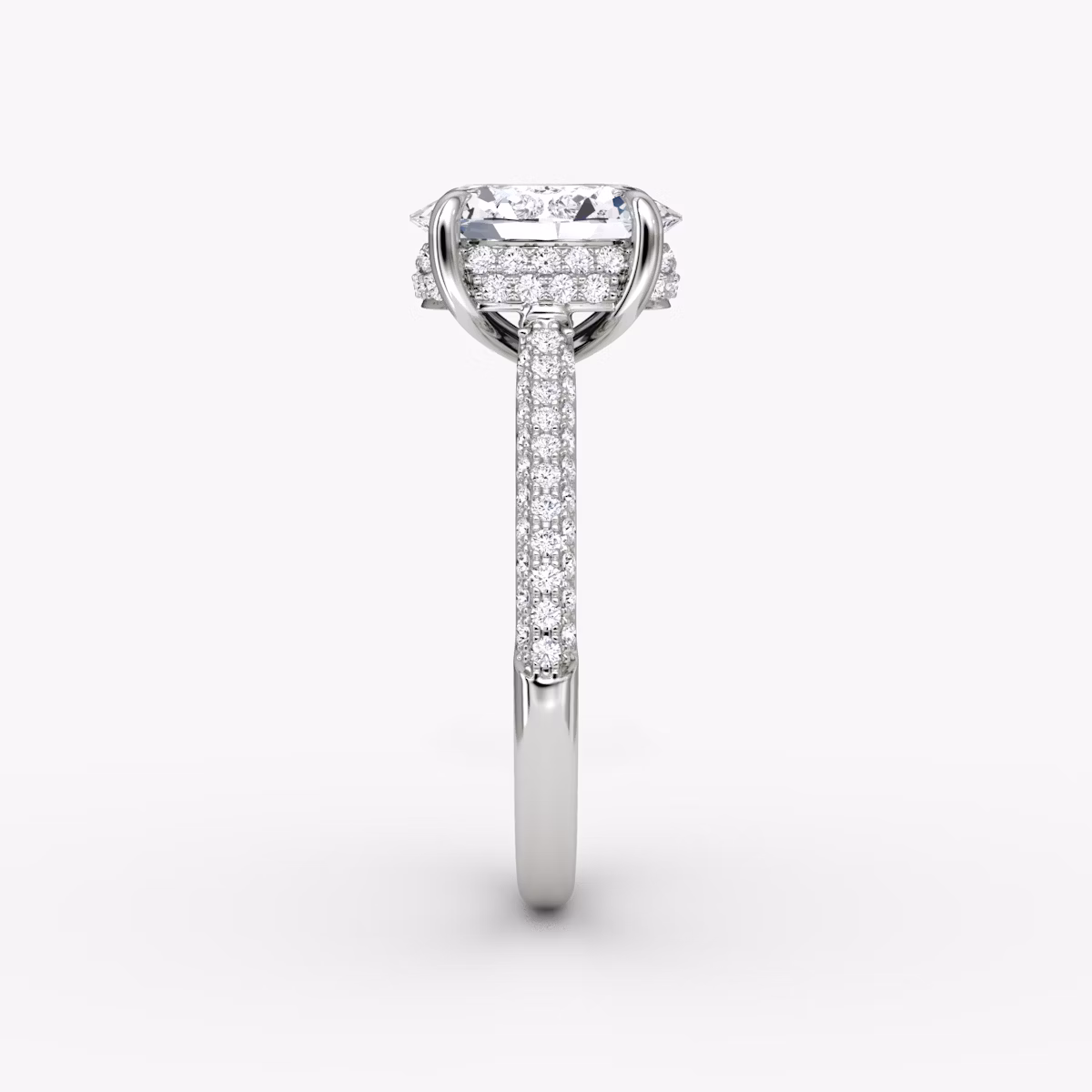 The Regal Pavé Dome | Oval | 18k | Weißgold | bandAccent: Mit Pavé-Besatz | diamondOrientation: vertical | caratWeight: other
