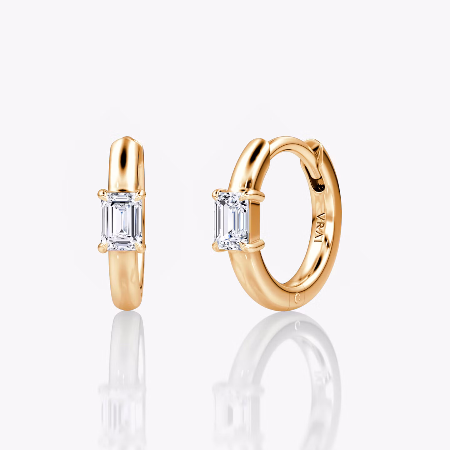 Pendiente de Aro Solitaire Huggie Esmeralda | Rose Gold