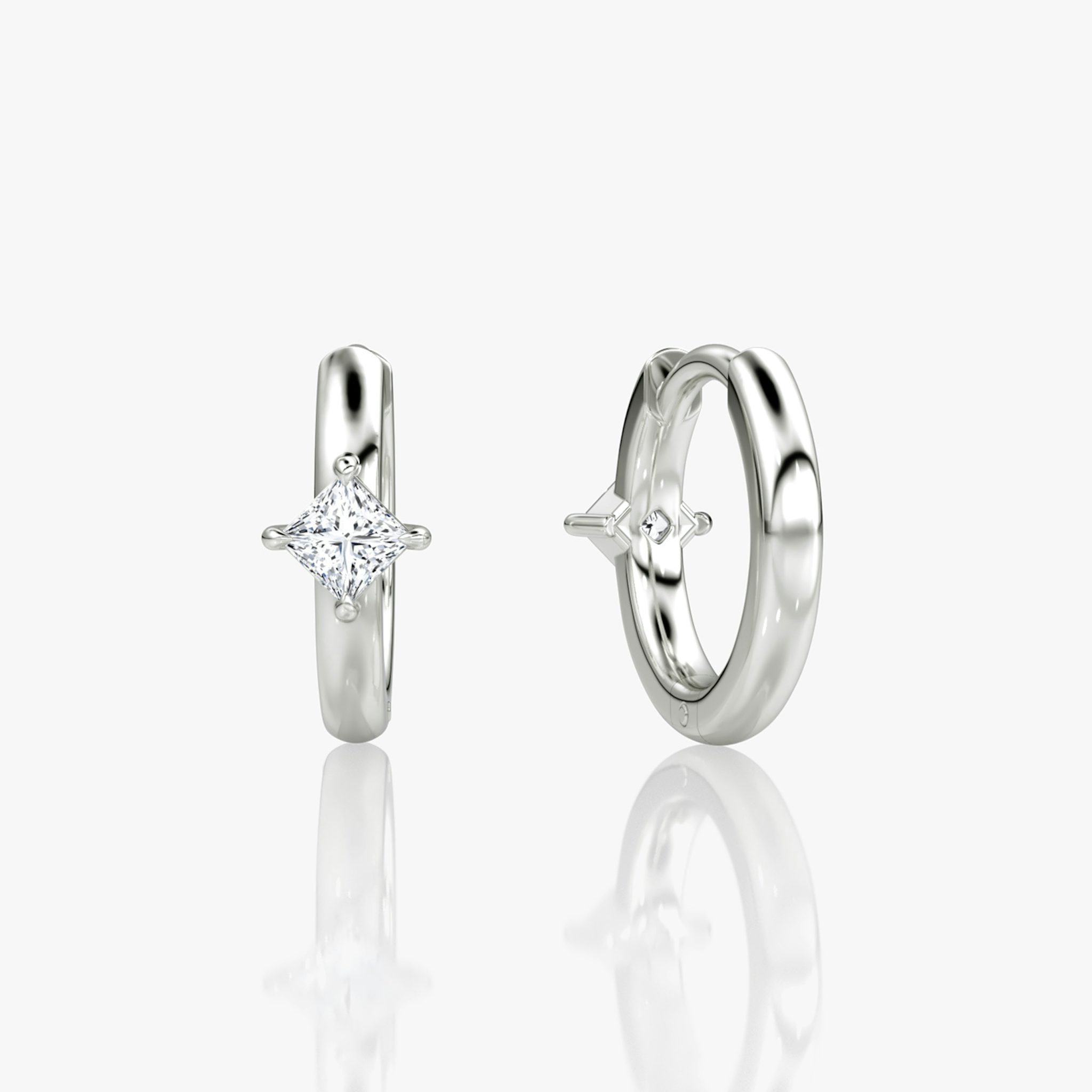 Solitaire Huggie Hoop | Princess | 14k | White Gold