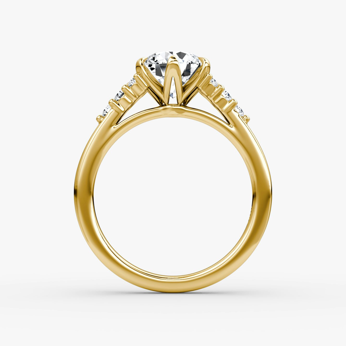 The Round Cluster Heirloom | Round Brilliant | 18k | Yellow Gold | bandAccent: Plain | caratWeight: other | diamondOrientation: vertical
