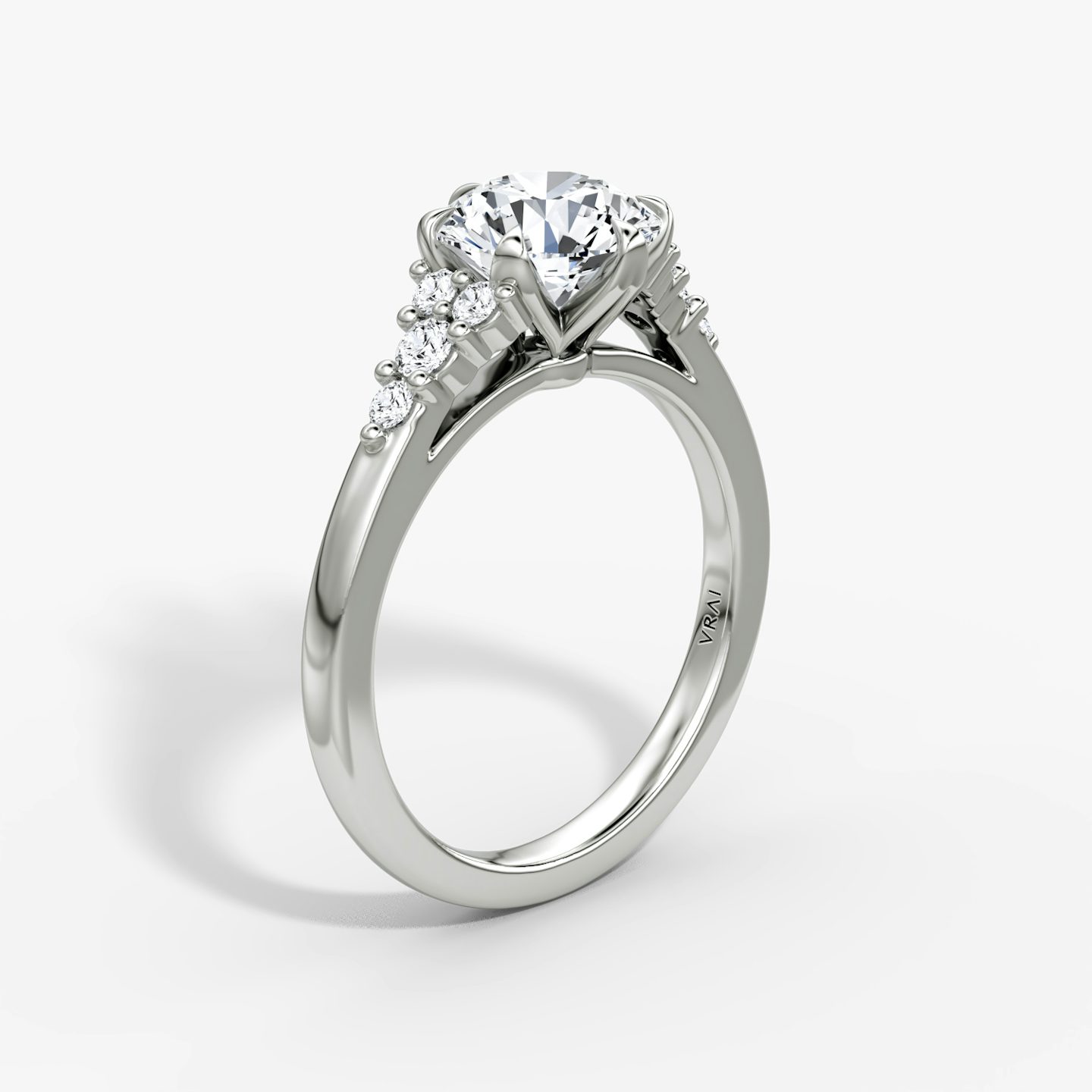 The Round Cluster Heirloom | Round Brilliant | Platinum | bandAccent: Plain | caratWeight: 1.0ct | diamondOrientation: vertical