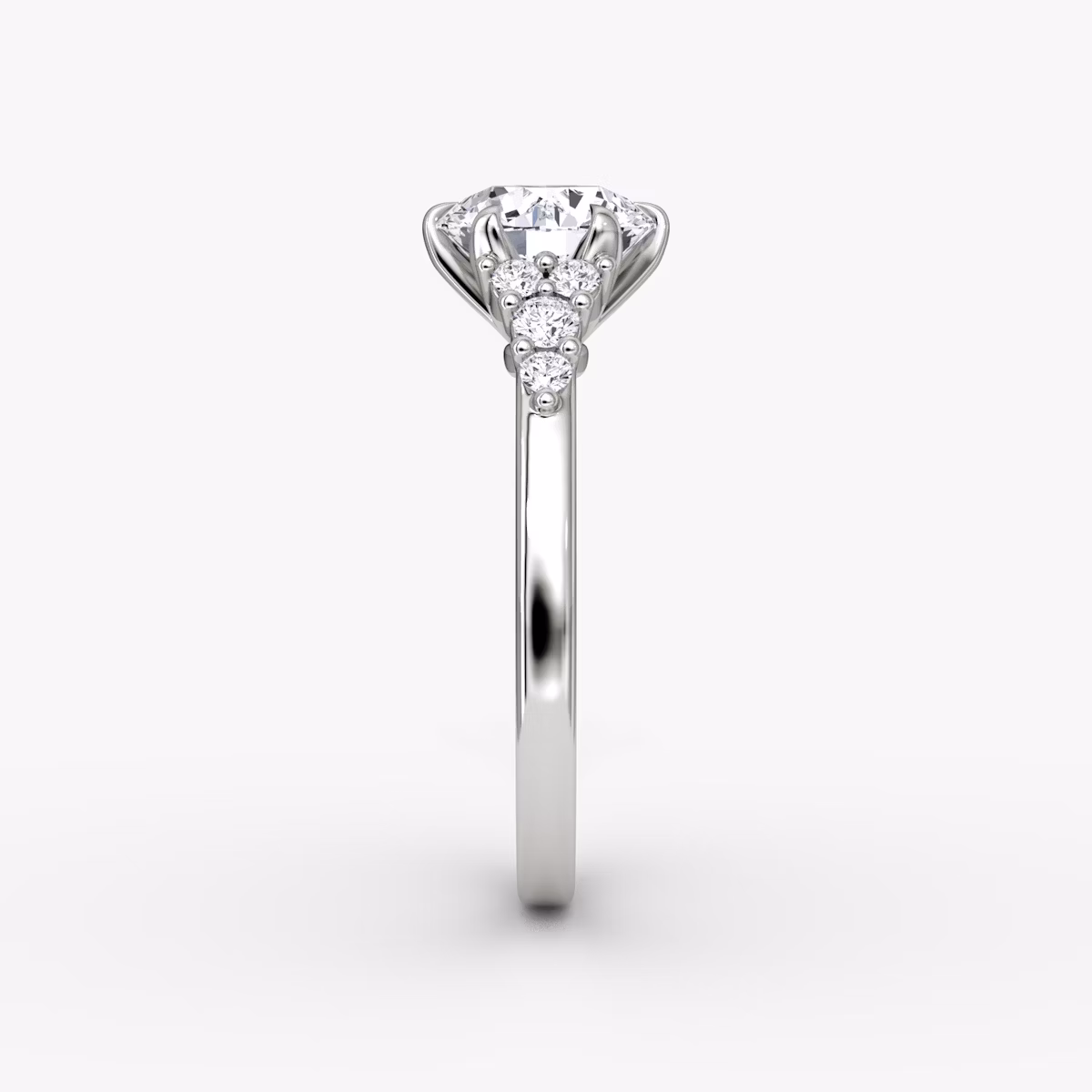 The Round Cluster Heirloom | Round Brilliant | Platinum | bandAccent: Plain | caratWeight: other | diamondOrientation: vertical