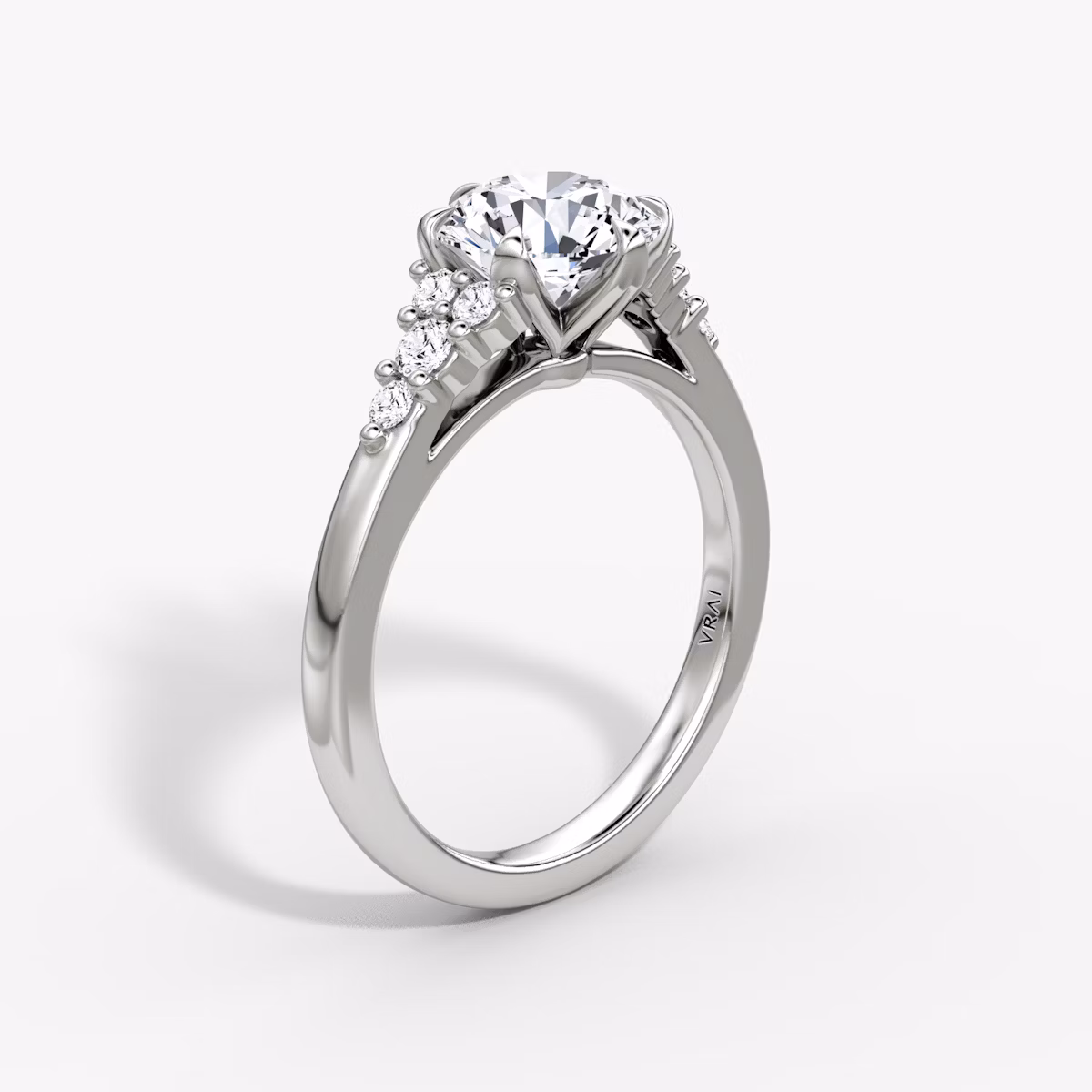The Round Cluster Heirloom | Round Brilliant | Platinum | bandAccent: Plain | caratWeight: other | diamondOrientation: vertical