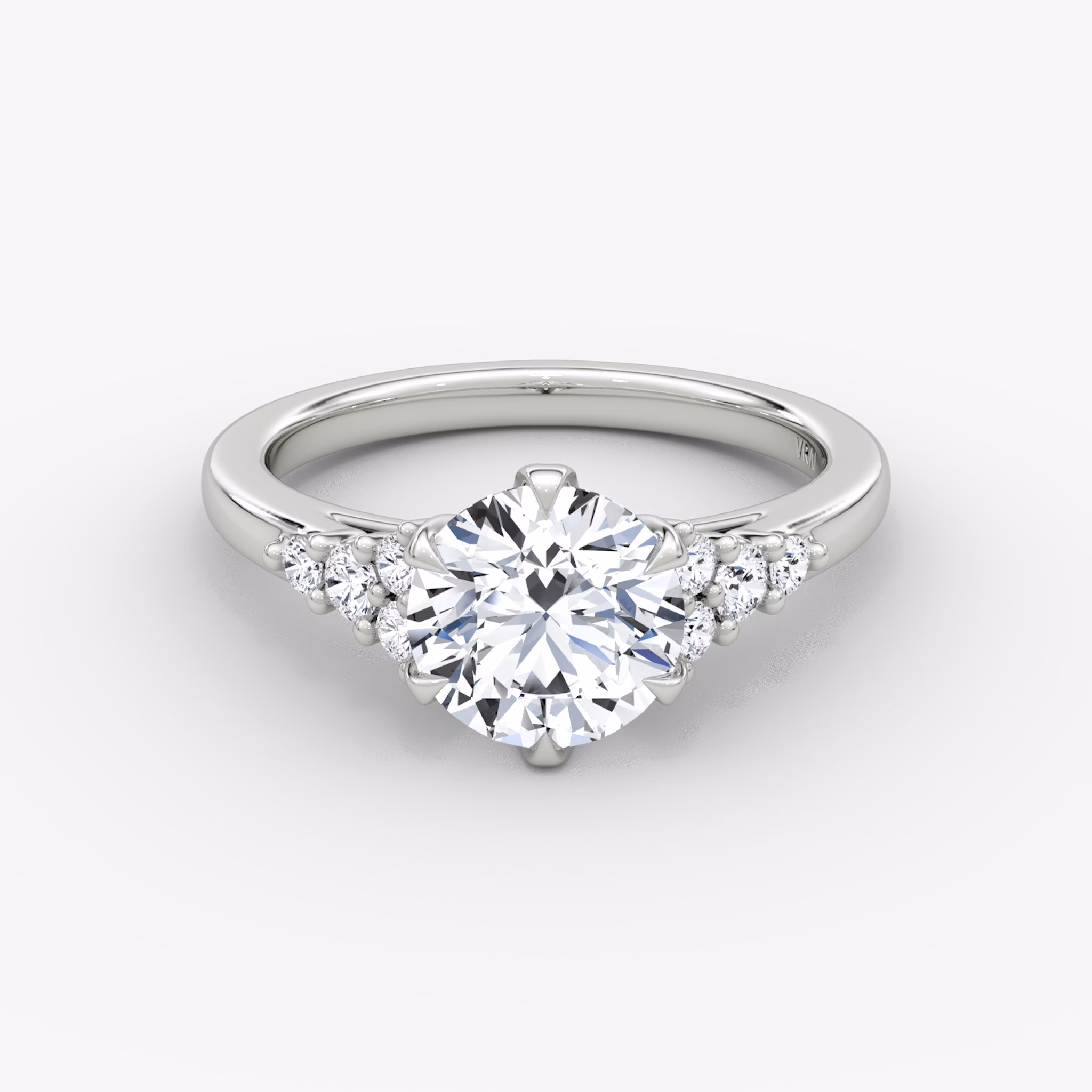 The Round Cluster Heirloom | Rund | Platin | bandAccent: Ohne Pavé-Besatz | caratWeight: 2.0ct | diamondOrientation: vertical