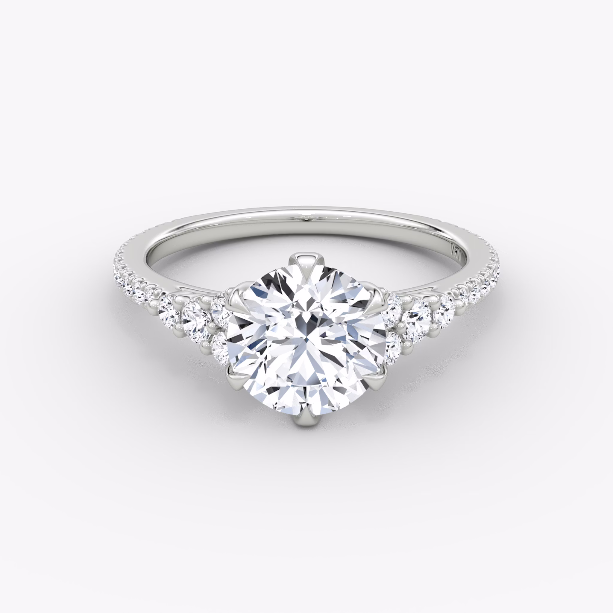 The Round Cluster Heirloom | Rund | Platin | bandAccent: Mit Pavé-Besatz | caratWeight: other | diamondOrientation: vertical