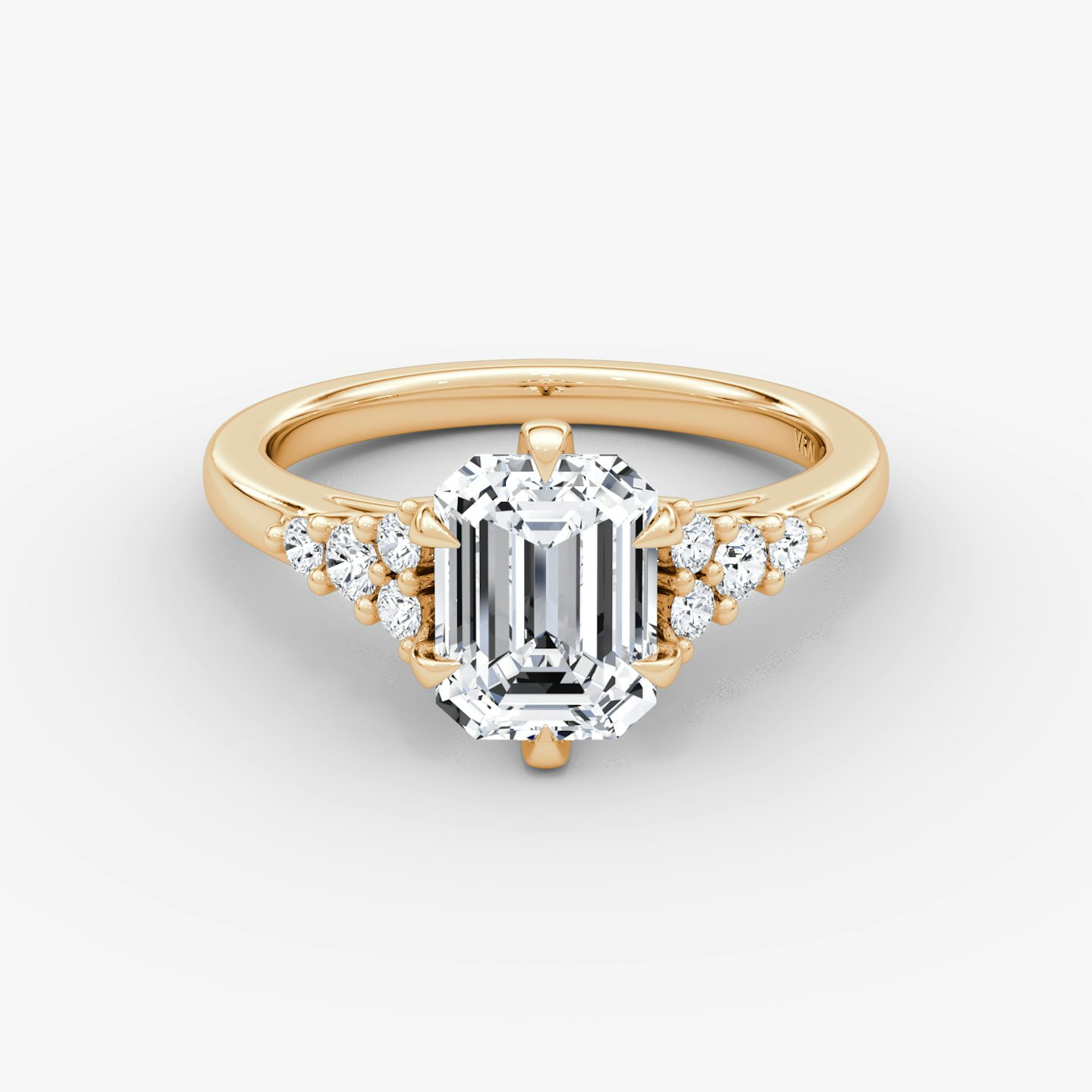 The Round Cluster Heirloom | Emerald | 14k | Rose Gold | bandAccent: Plain | diamondOrientation: vertical | caratWeight: other