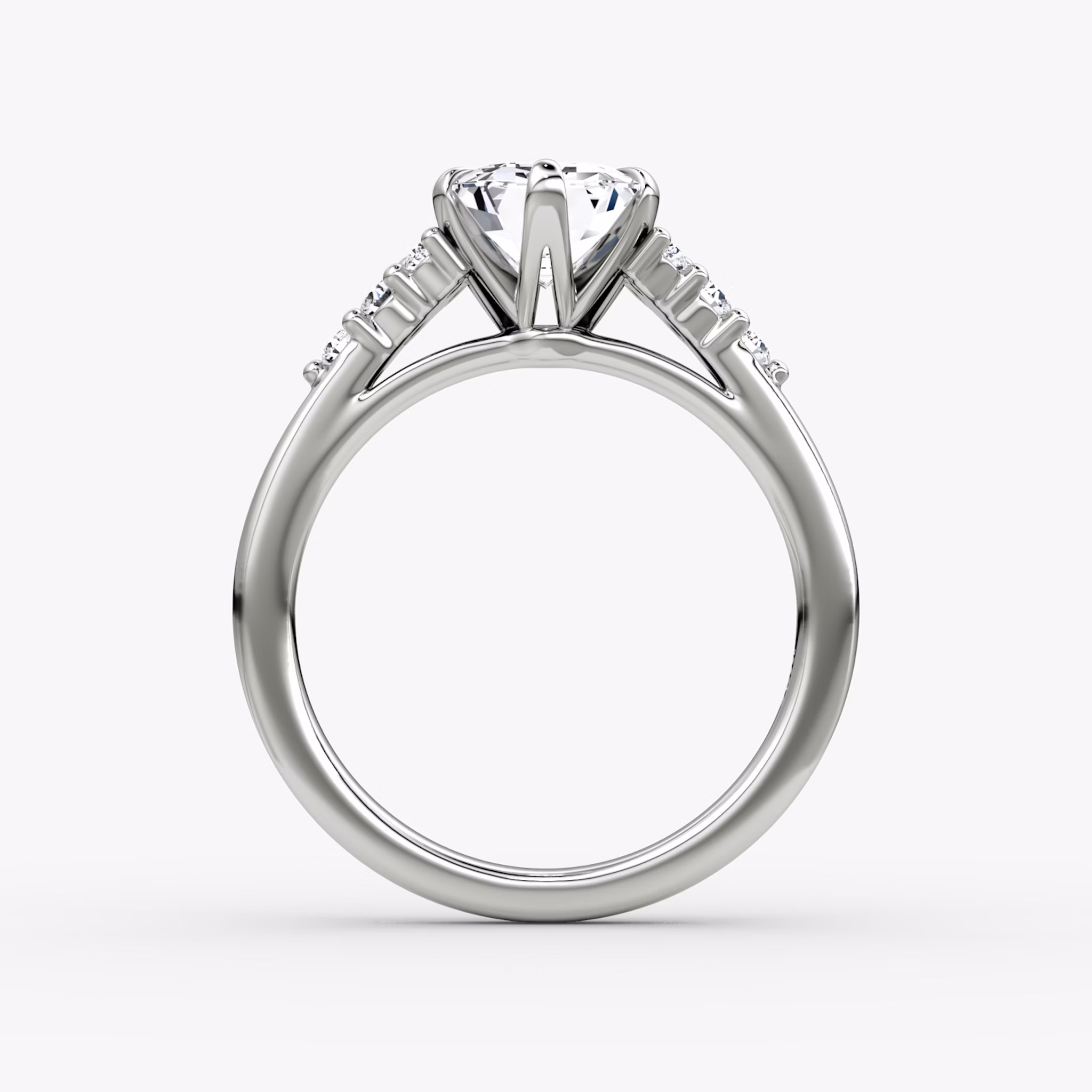 The Round Cluster Heirloom | Emerald | Platin | bandAccent: Ohne Pavé-Besatz | diamondOrientation: vertical | caratWeight: other