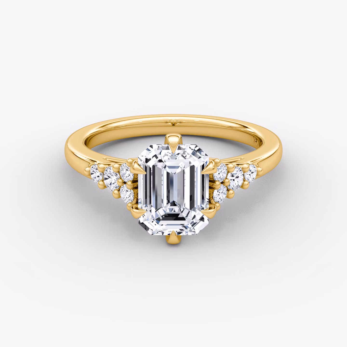The Round Cluster Heirloom Emerald | Yellow Gold