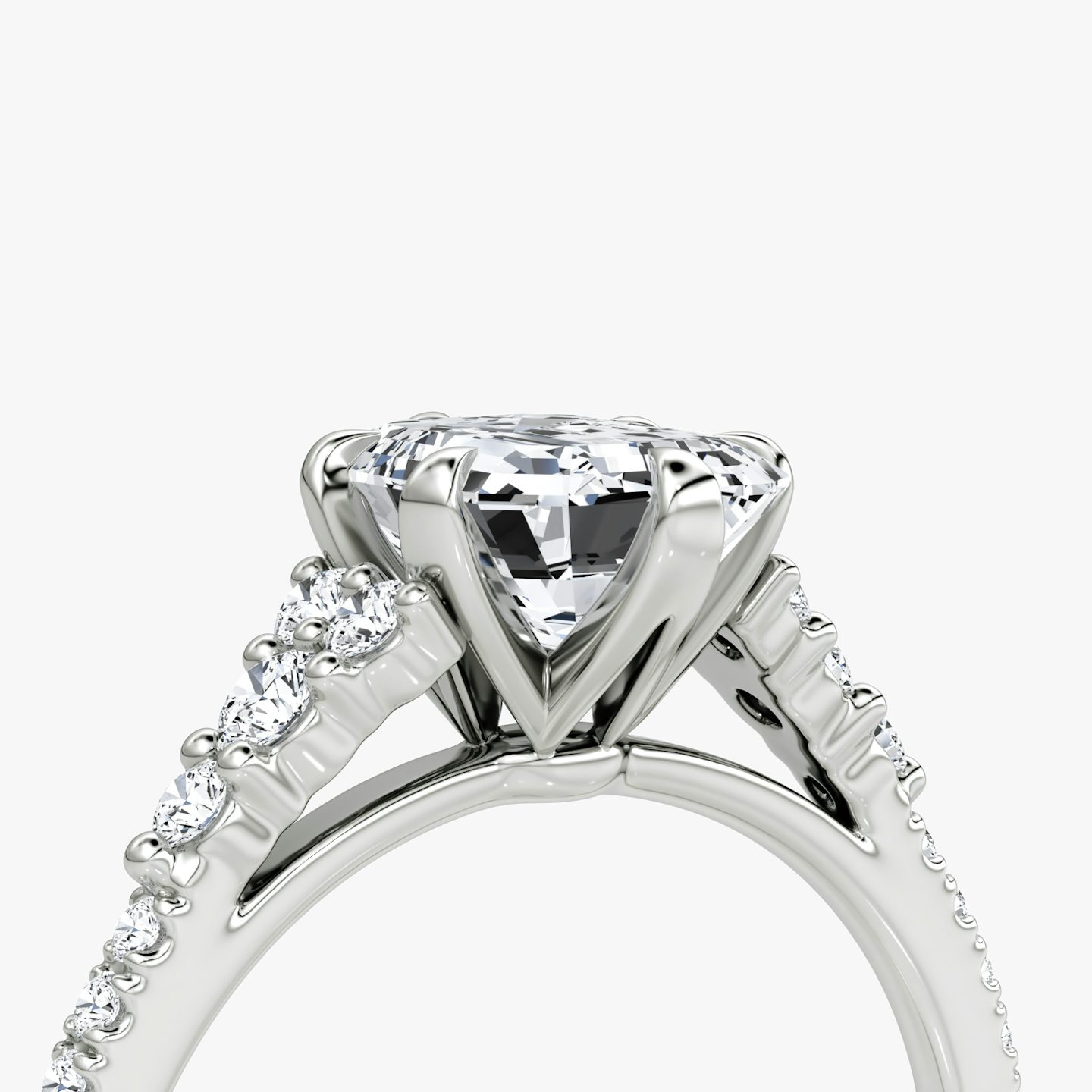 The Round Cluster Heirloom | Emerald | 18k | White Gold | bandAccent: Pavé | diamondOrientation: vertical | caratWeight: other