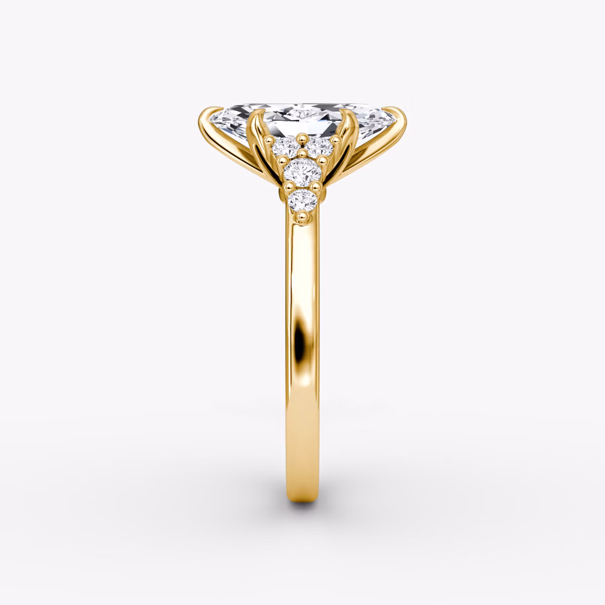 The Round Cluster Heirloom | Marquise | 18k | Yellow Gold | bandAccent: Plain | diamondOrientation: vertical | caratWeight: other