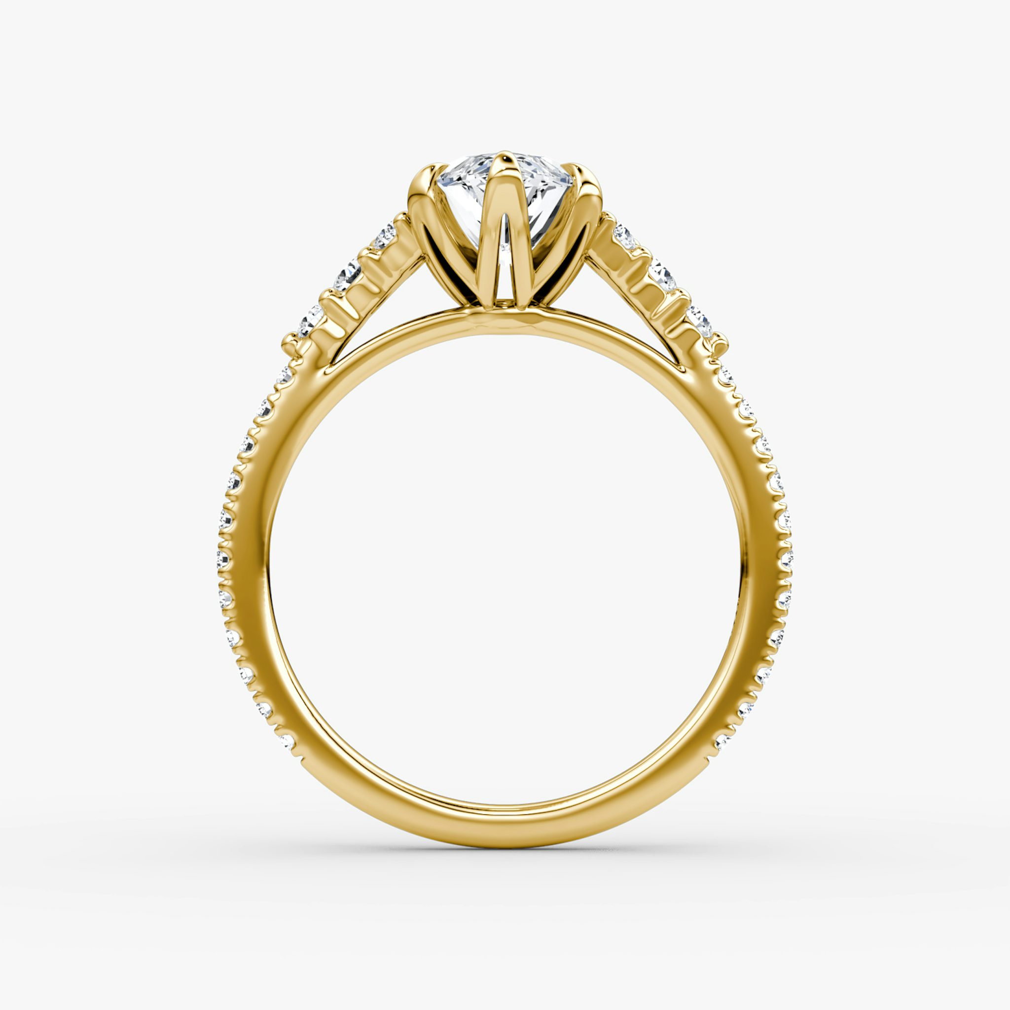 The Round Cluster Heirloom | Marquise | 18k | Gelbgold | bandAccent: Mit Pavé-Besatz | diamondOrientation: vertical | caratWeight: other