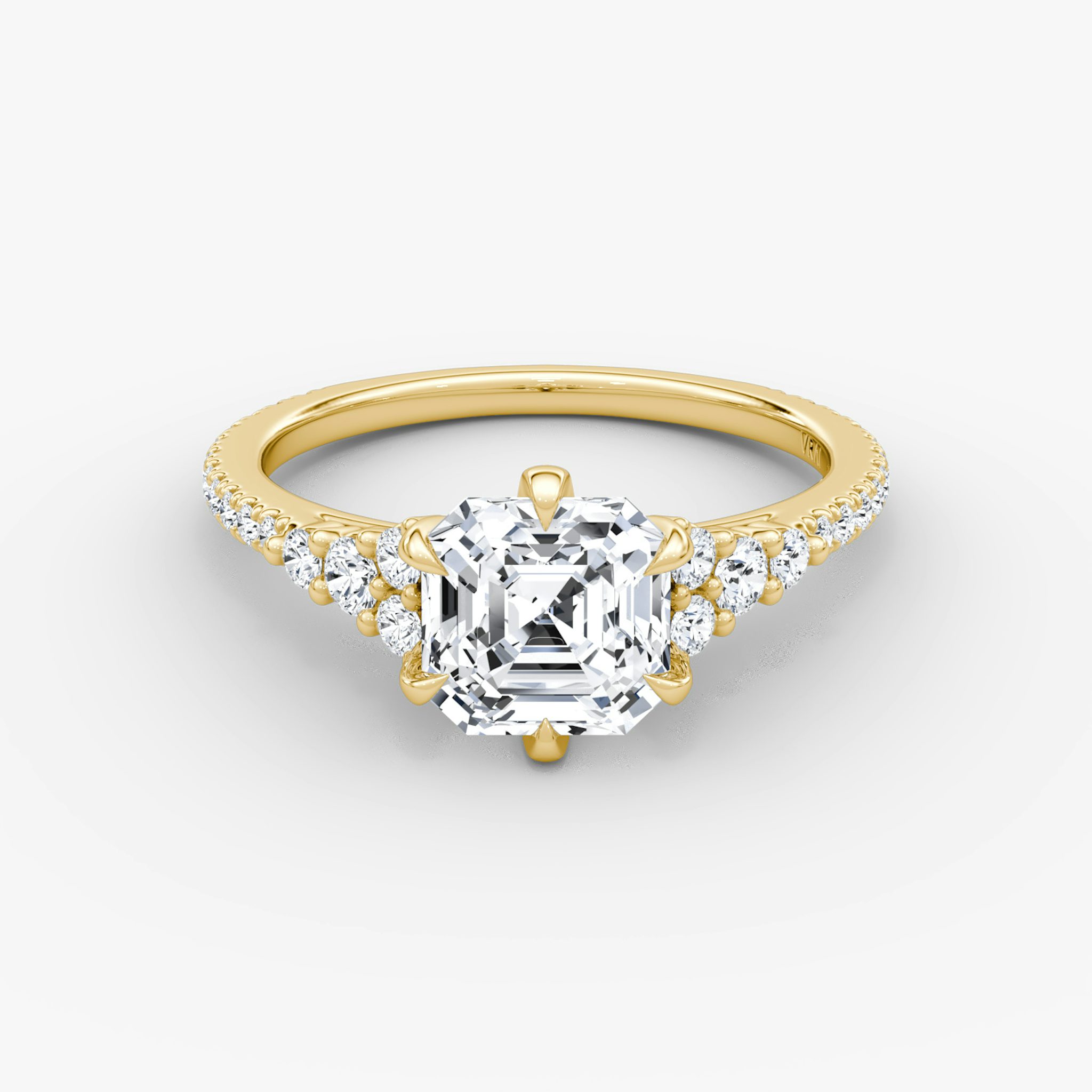 Anillo de compromiso Round Cluster Heirloom | Asscher | 18k | Oro amarillo | bandAccent: Pavé | diamondOrientation: vertical | caratWeight: other