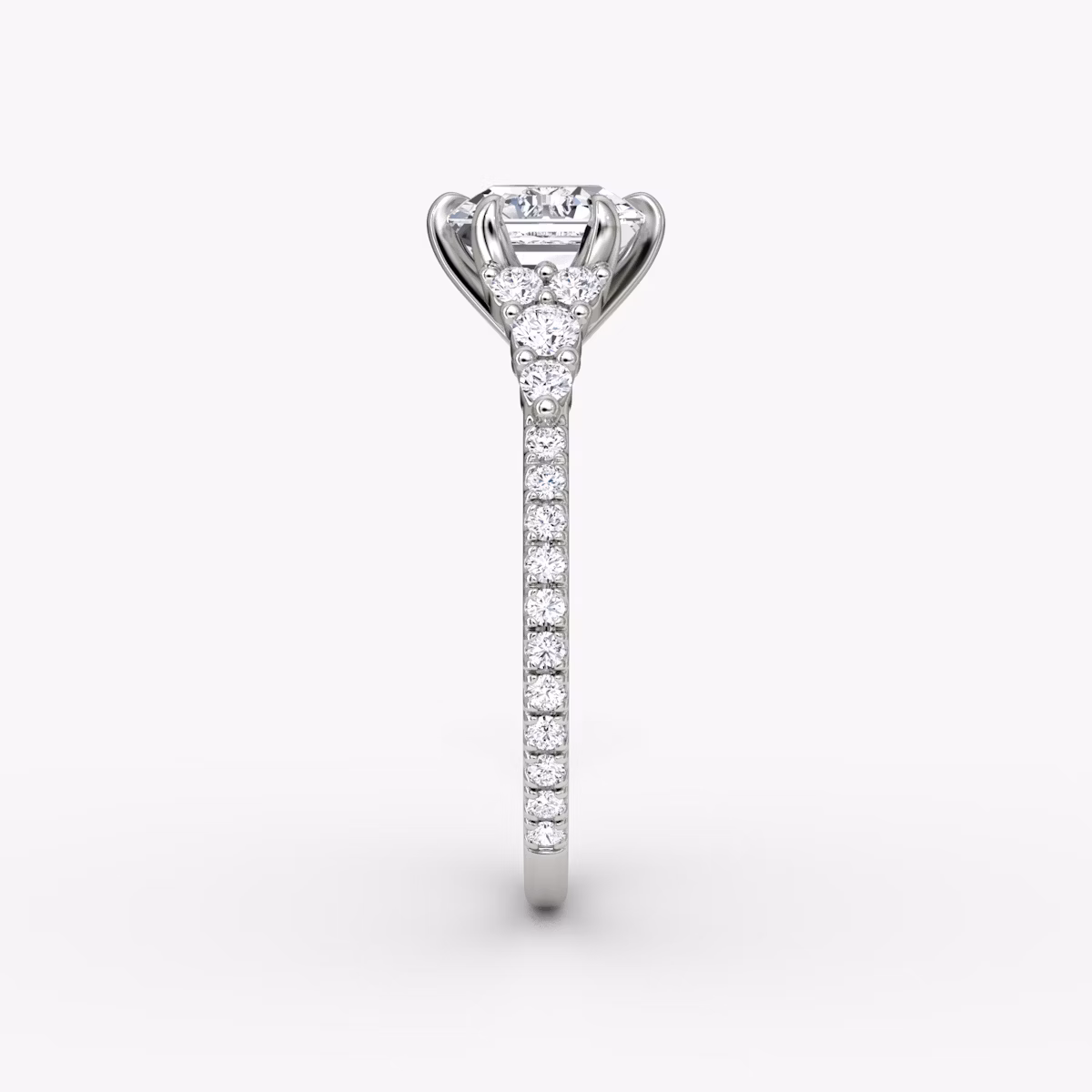 The Round Cluster Heirloom | Asscher | 18k | White Gold | bandAccent: Pavé | diamondOrientation: vertical | caratWeight: other