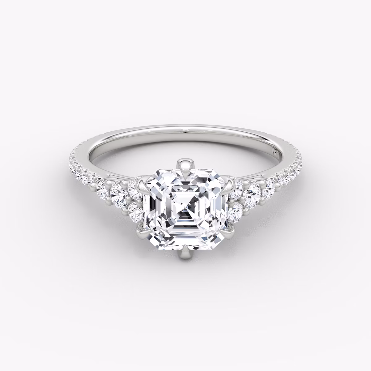 Anillo de compromiso Round Cluster Heirloom | Asscher | Platino | bandAccent: Pavé | diamondOrientation: vertical | caratWeight: other