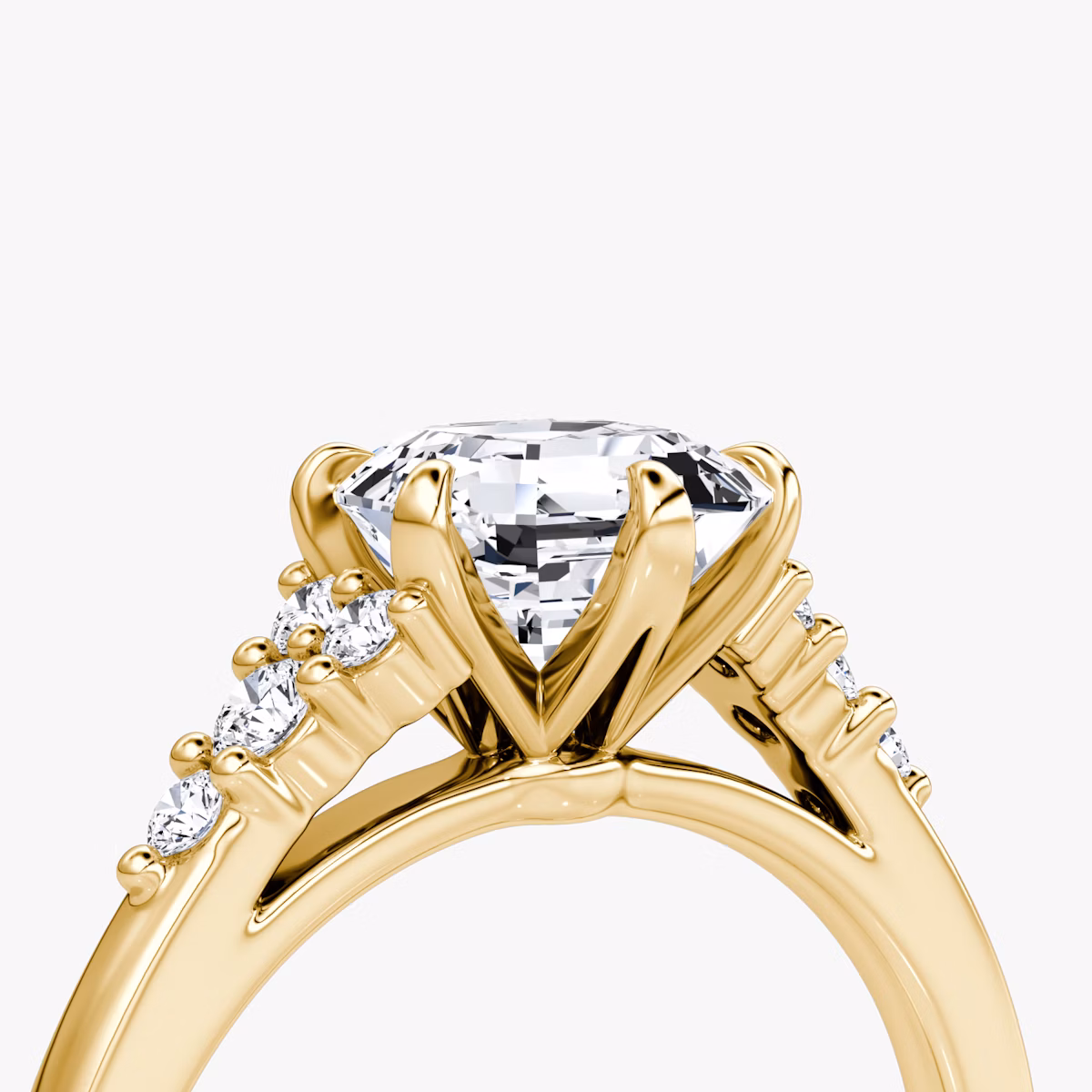 The Round Cluster Heirloom | Asscher | 18k | Yellow Gold | bandAccent: Plain | diamondOrientation: vertical | caratWeight: other