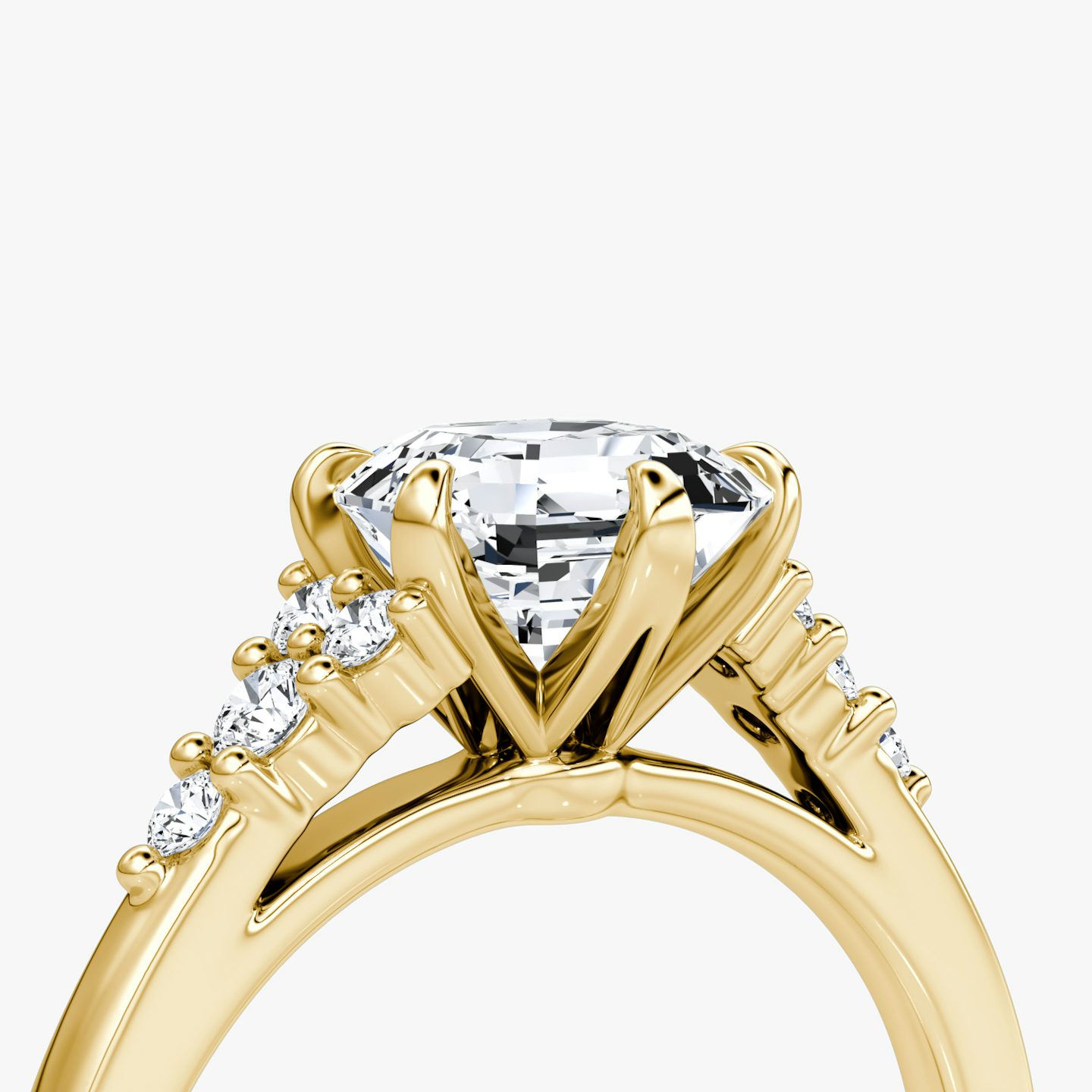 The Round Cluster Heirloom | Asscher | 18k | Yellow Gold | bandAccent: Plain | diamondOrientation: vertical | caratWeight: other