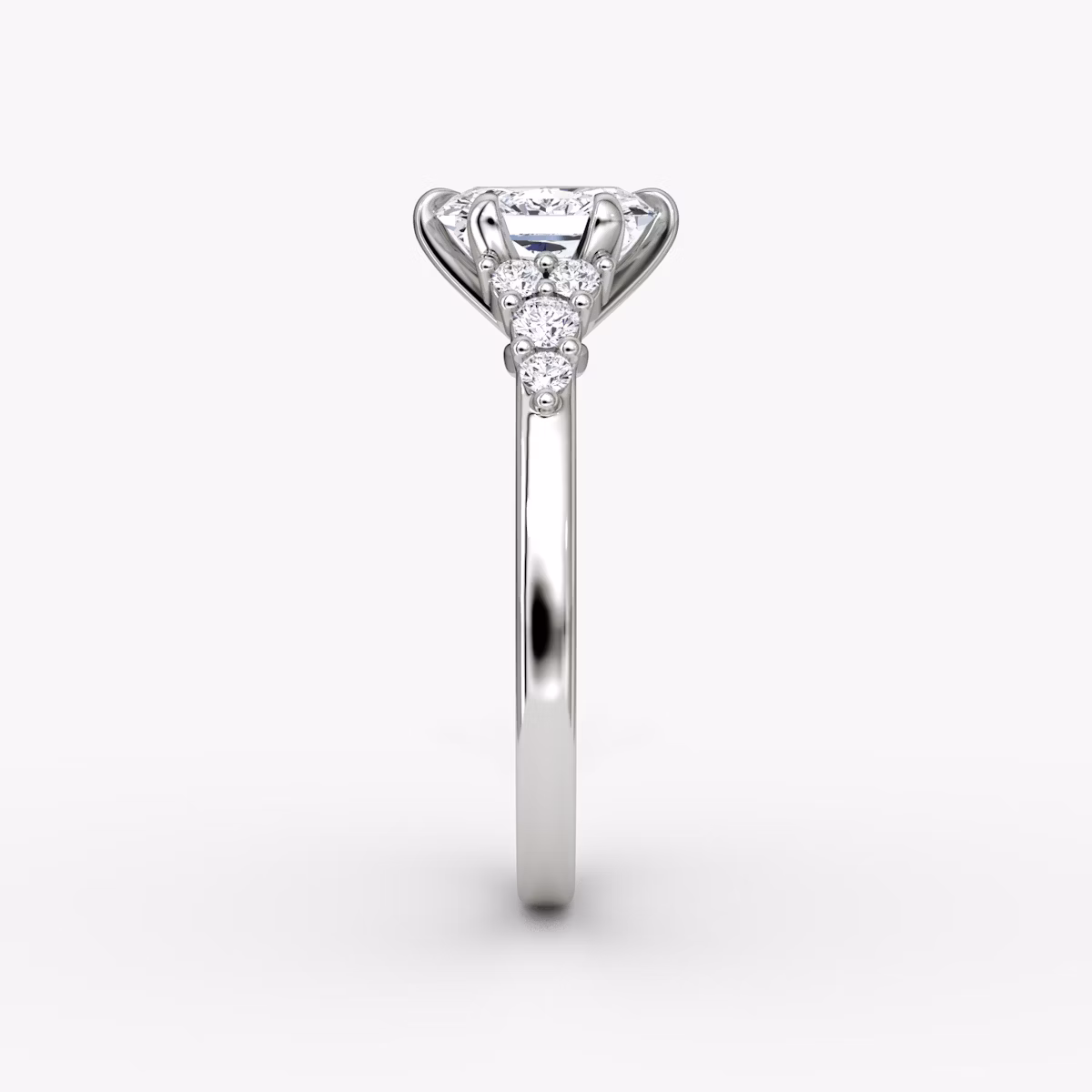 The Round Cluster Heirloom | Radiant | 18k | White Gold | bandAccent: Plain | diamondOrientation: vertical | caratWeight: other