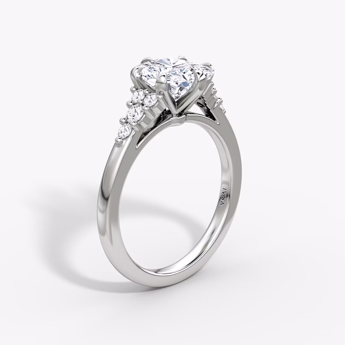 The Round Cluster Heirloom | Radiant | Platinum | bandAccent: Plain | diamondOrientation: vertical | caratWeight: other