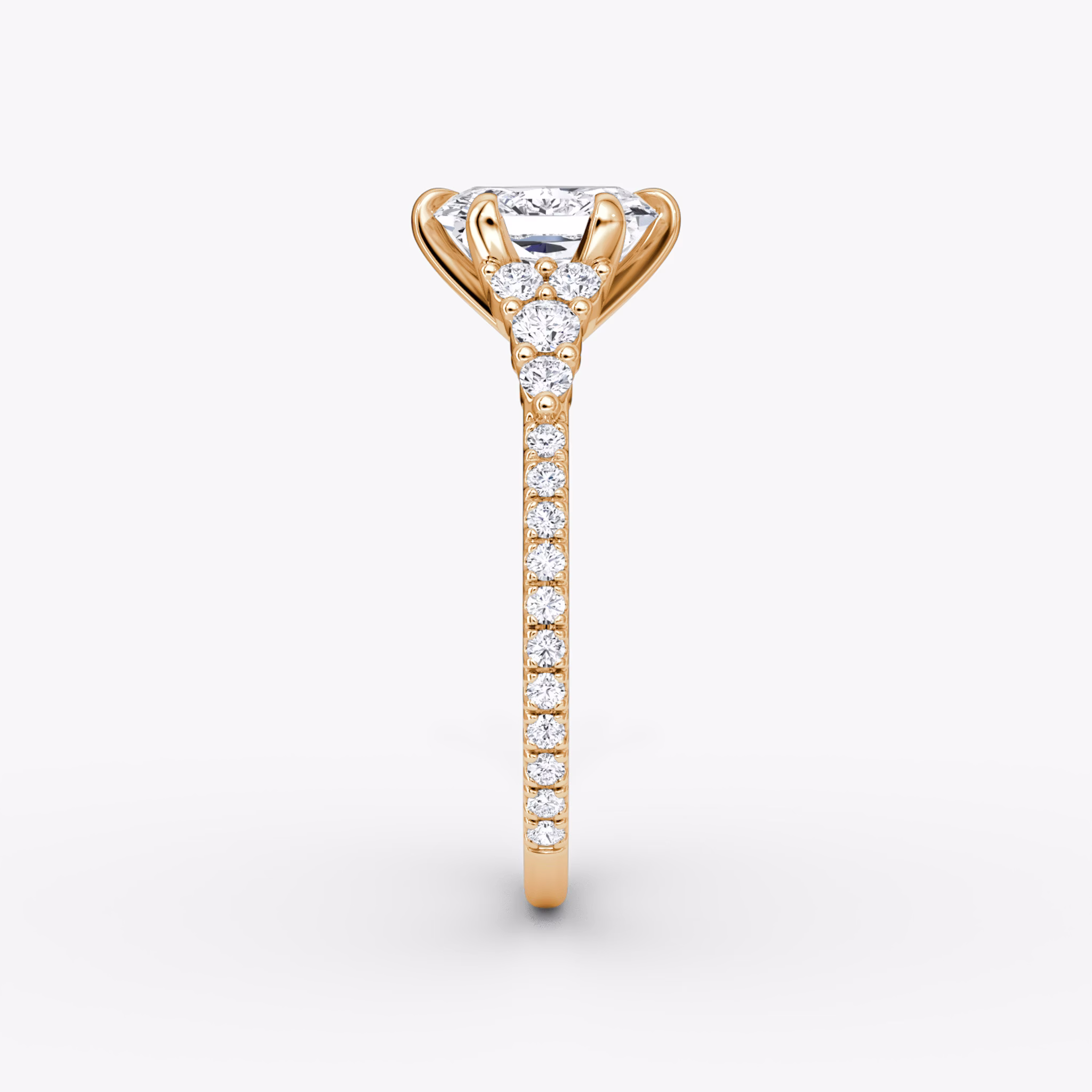 The Round Cluster Heirloom | Radiant | 14k | Roségold | bandAccent: Mit Pavé-Besatz | diamondOrientation: vertical | caratWeight: other