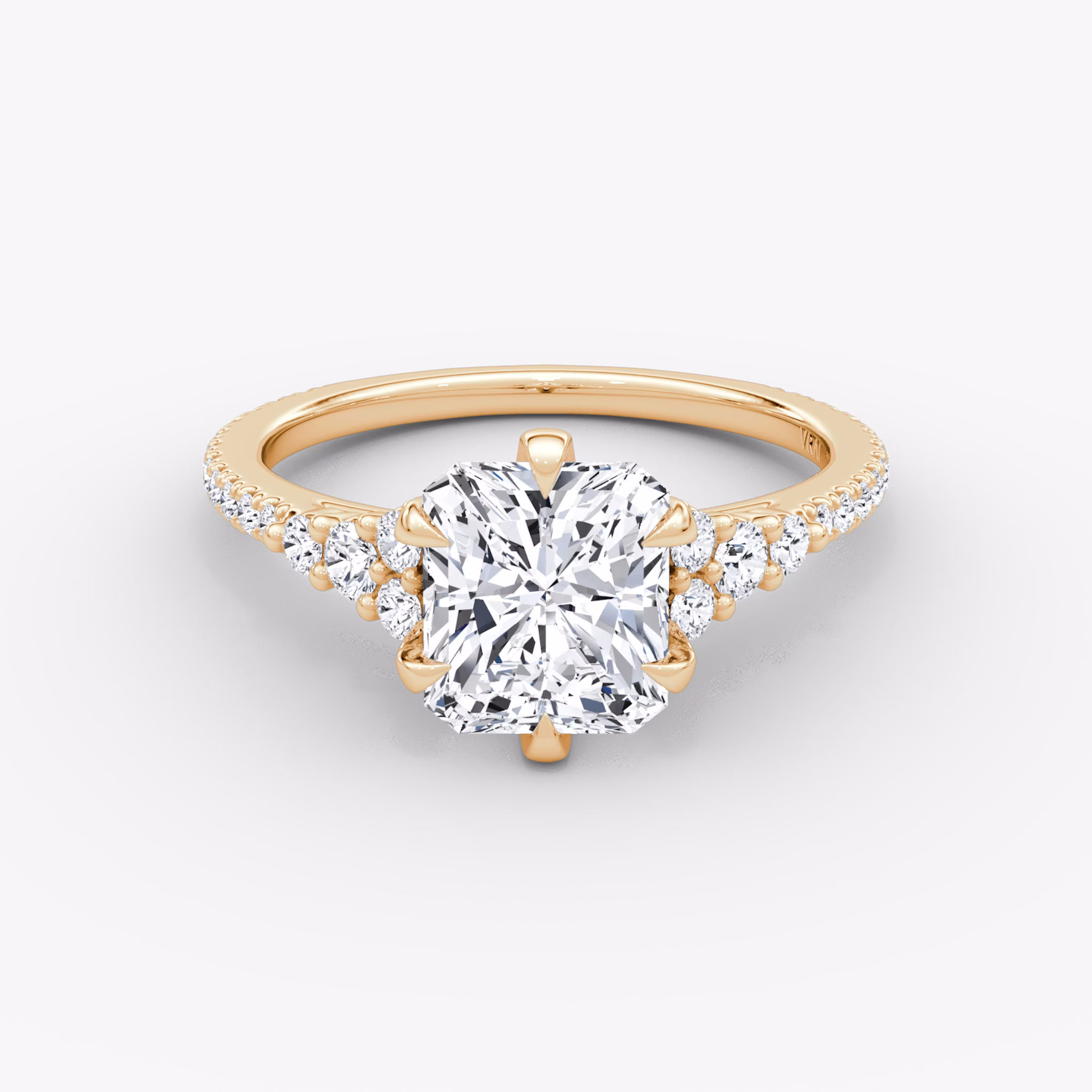 The Round Cluster Heirloom | Radiant | 14k | Roségold | bandAccent: Mit Pavé-Besatz | diamondOrientation: vertical | caratWeight: other