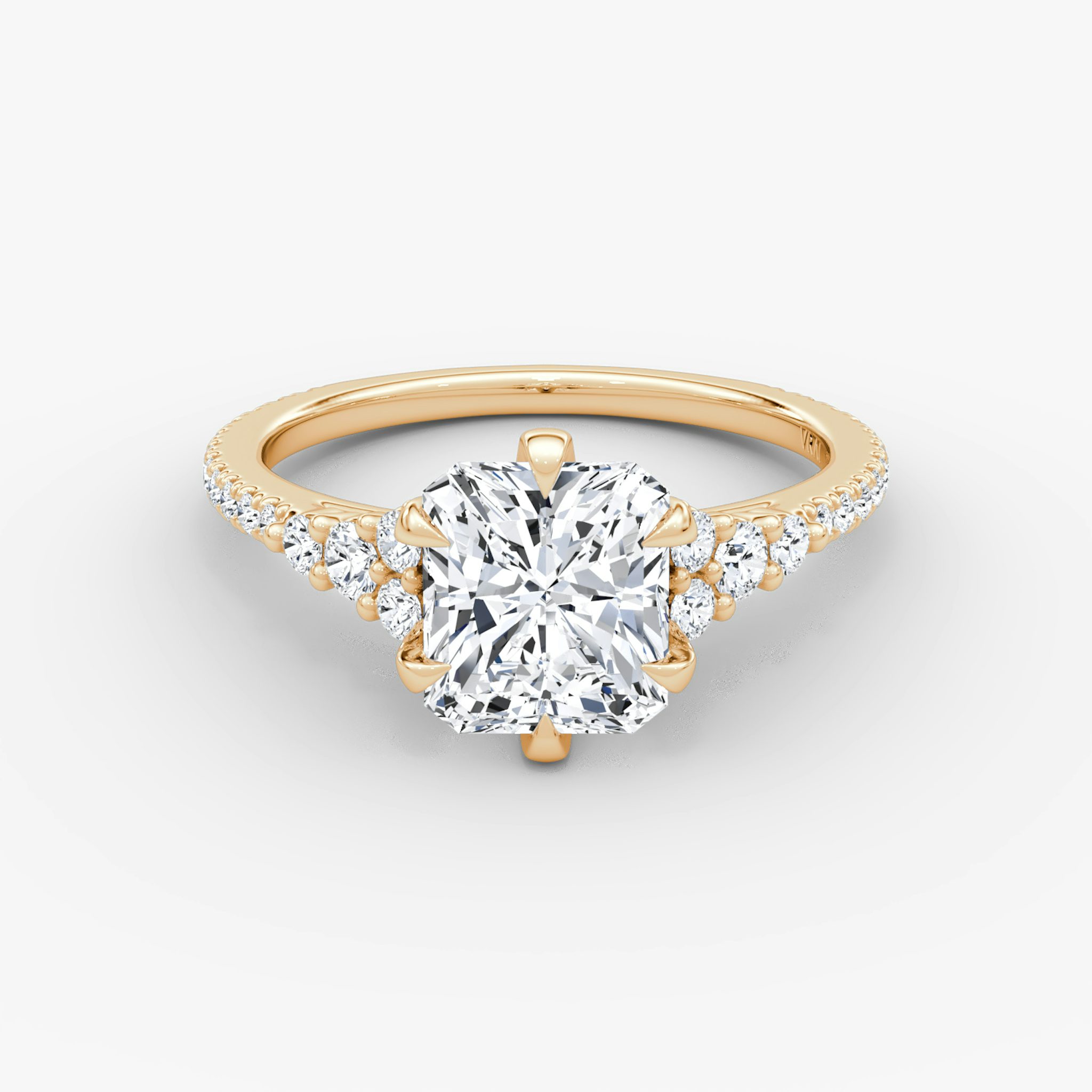The Round Cluster Heirloom | Radiant | 14k | Roségold | bandAccent: Mit Pavé-Besatz | diamondOrientation: vertical | caratWeight: other